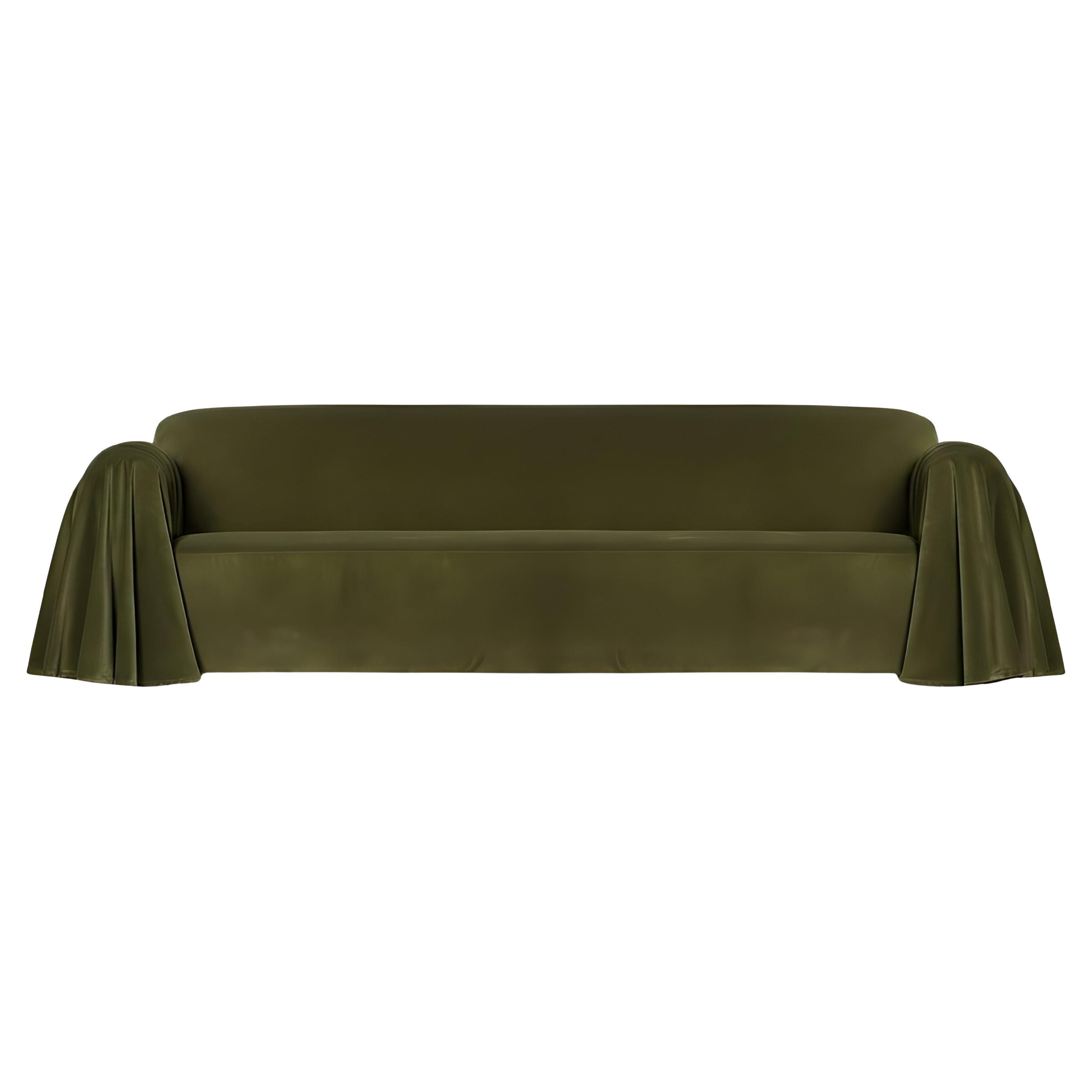 https://a.1stdibscdn.com/art-deco-style-sofa-covered-in-olive-velvet-by-munna-design-for-sale/f_27693/f_476212721770273408040/f_47621272_1770273408780_bg_processed.jpg