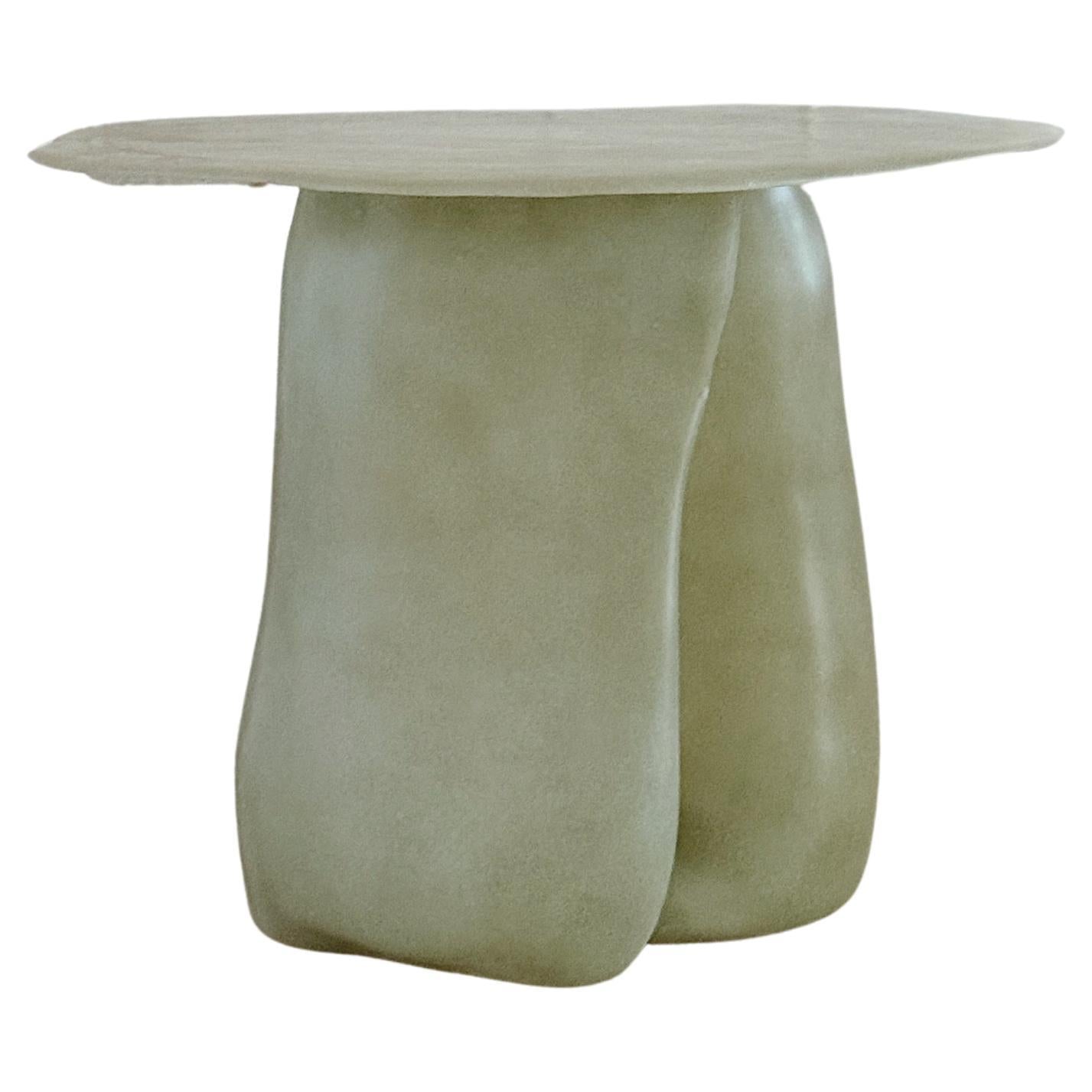 https://a.1stdibscdn.com/jade-formless-fiberglass-round-table-by-kar-for-sale/f_12192/f_476238521763592933936/f_47623852_1763592934258_bg_processed.jpg