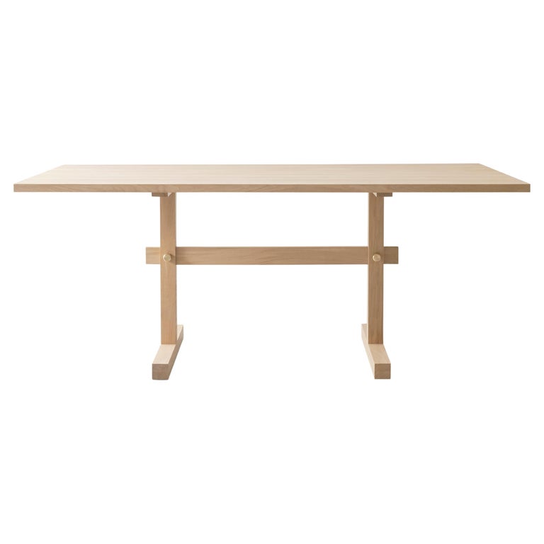 https://a.1stdibscdn.com/gaspard-light-oak-and-brass-dining-table-180-by-eberhart-furniture-for-sale/f_12192/f_478572421764947102825/f_47857242_1764947103419_bg_processed.jpg?width=768