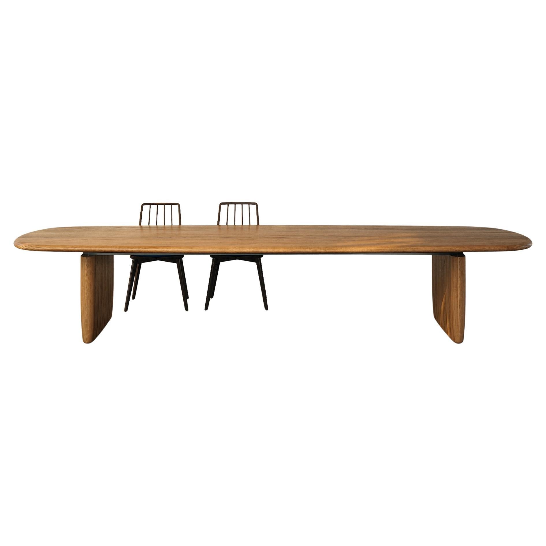 https://a.1stdibscdn.com/pamunu-dining-table-ten-seat-handmade-teak-organic-form-in-stock-for-sale/f_106092/f_479480021765435276101/f_47948002_1765435276400_bg_processed.jpg