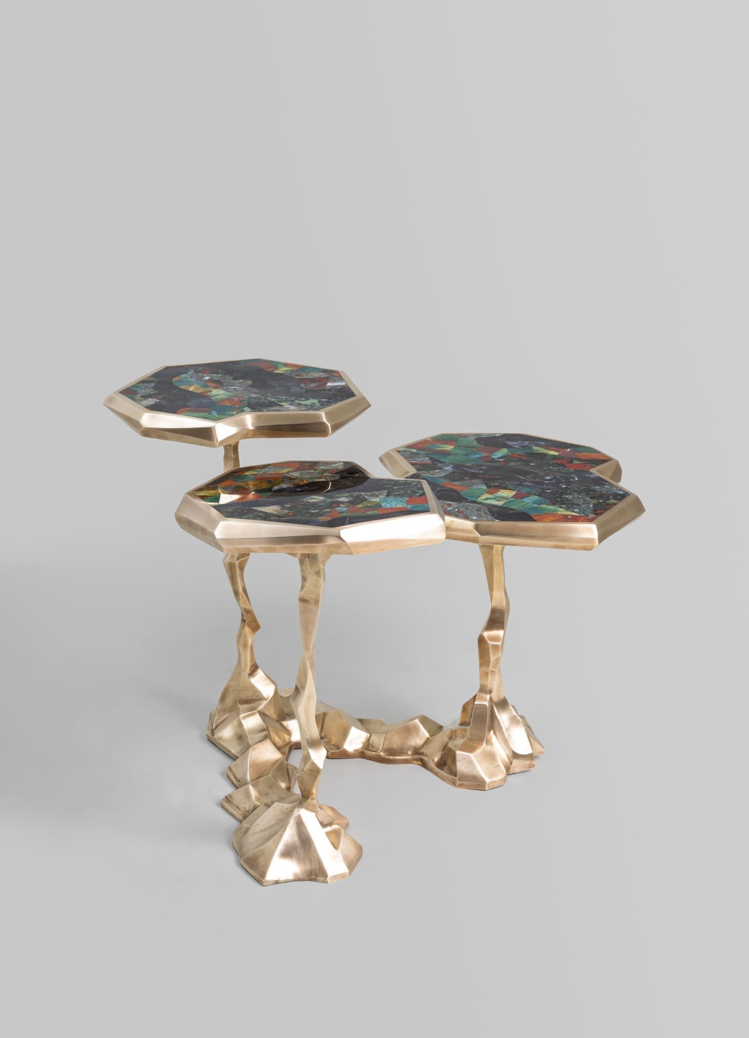 https://a.1stdibscdn.com/leh-gold-coffee-table-in-brass-with-semi-precious-stones-viya-by-vikram-goyal-for-sale-picture-2/56838222/f_480120921765965085530/f_48012092_2_master.jpg