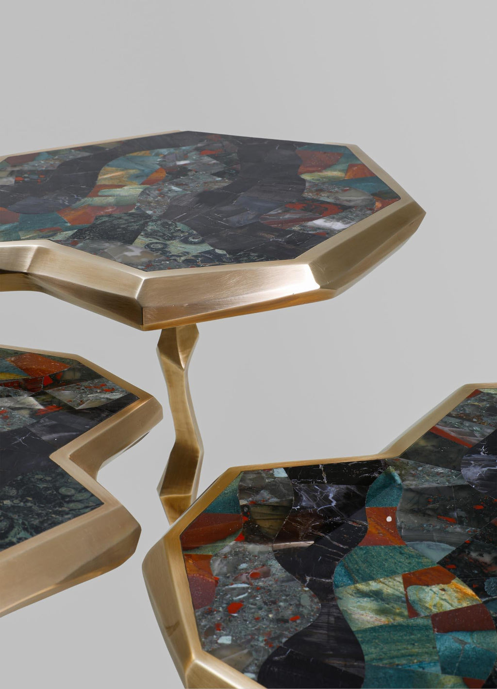 https://a.1stdibscdn.com/leh-gold-coffee-table-in-brass-with-semi-precious-stones-viya-by-vikram-goyal-for-sale-picture-4/56838222/f_480120921765965085720/f_48012092_4_master.jpg