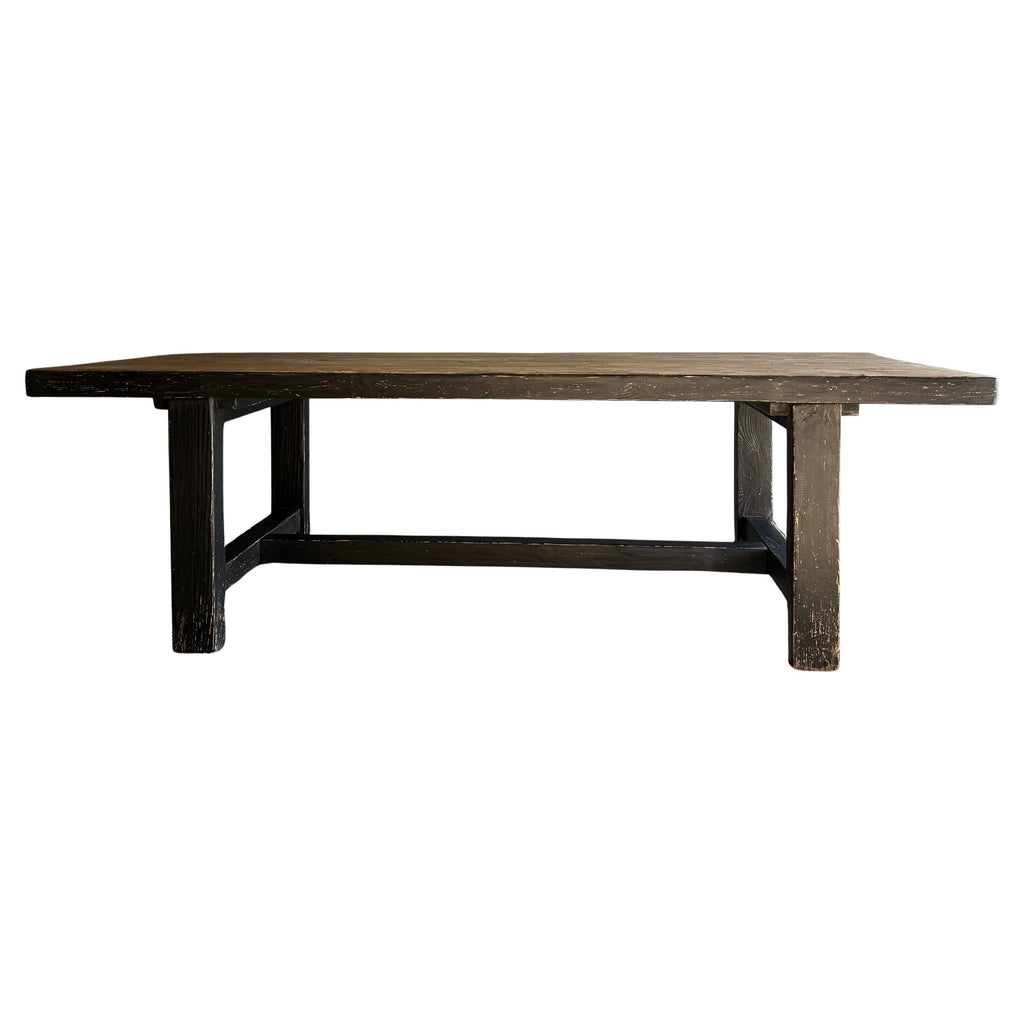 https://a.1stdibscdn.com/reclaimed-elm-wood-dining-table-in-natural-and-black-distress-for-sale/f_18223/f_480614221766168578720/f_48061422_1766168579529_bg_processed.jpg