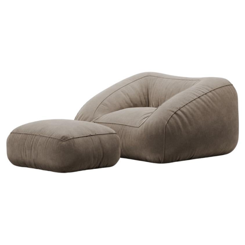 https://a.1stdibscdn.com/moss-modular-c006-armchair-ottoman-nabuk-col-sabbia-or-any-leather-cat-a-for-sale/f_95332/f_481351721767107413156/f_48135172_1767107413339_bg_processed.jpg