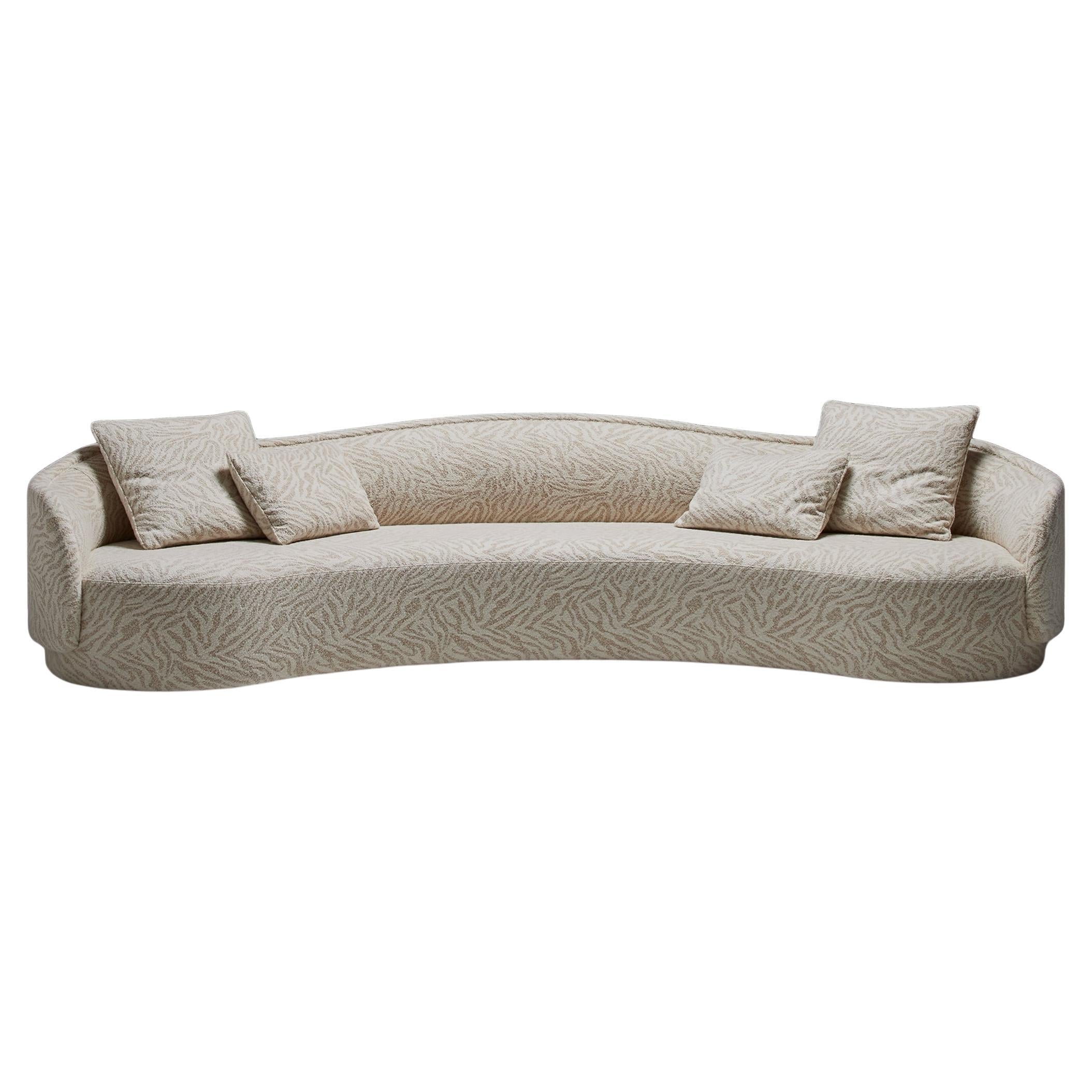 https://a.1stdibscdn.com/pia-curved-sofa-for-sale/f_107502/f_482442121767950461439/f_48244212_1767950461957_bg_processed.jpg
