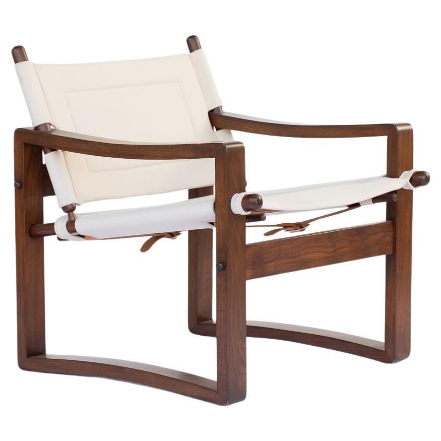 https://a.1stdibscdn.com/walnut-campaign-safari-chair-with-white-leather-upholstery-for-sale/f_54442/f_483290921768431179517/f_48329092_1768431179744_bg_processed.jpg