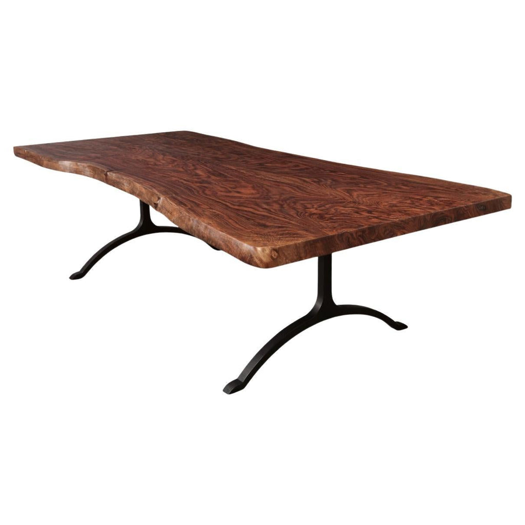 https://a.1stdibscdn.com/claro-walnut-bookmatch-dining-table-in-stock-for-sale/f_51472/f_483744221768675878694/f_48374422_1768675878906_bg_processed.jpg