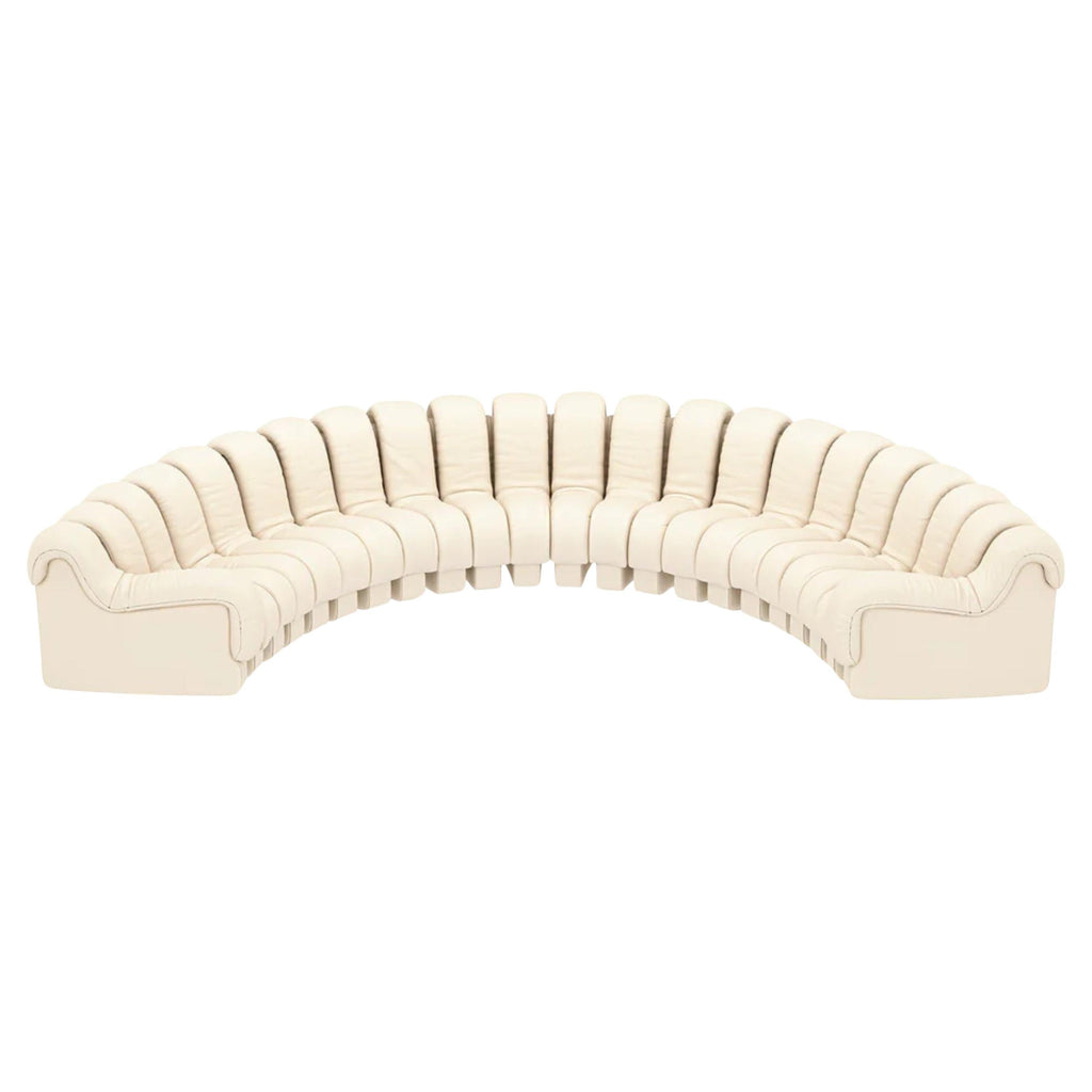 https://a.1stdibscdn.com/de-sede-ds-600-non-stop-shape-modular-sofa-in-white-leather-for-sale/f_16392/f_484480121769096755243/f_48448012_1769096755857_bg_processed.jpg