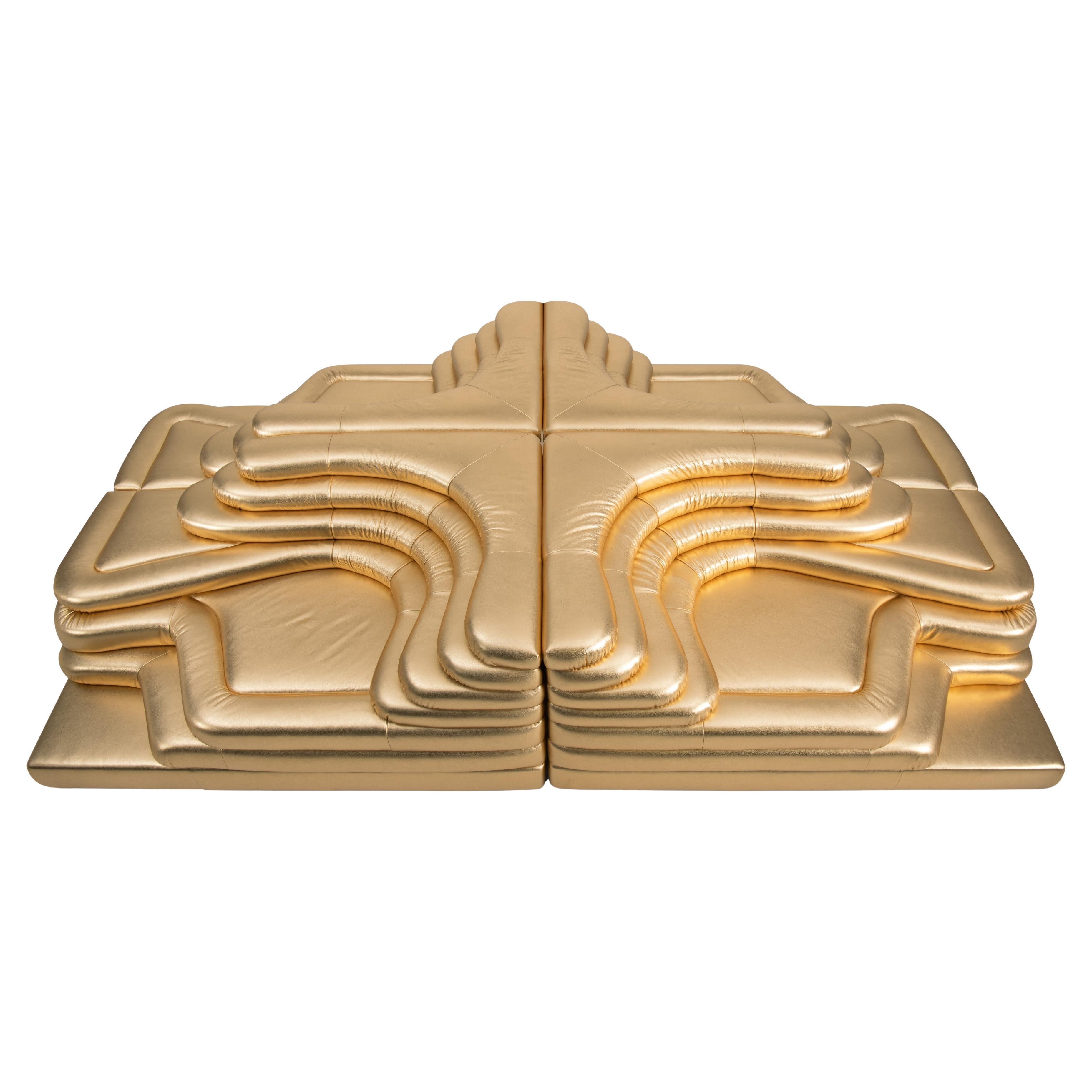 https://a.1stdibscdn.com/set-of-four-elements-terrazza-landscape-ds-1025-in-gold-leather-by-de-sede-for-sale/f_16392/f_484661521769179608300/f_48466152_1769179609704_bg_processed.jpg