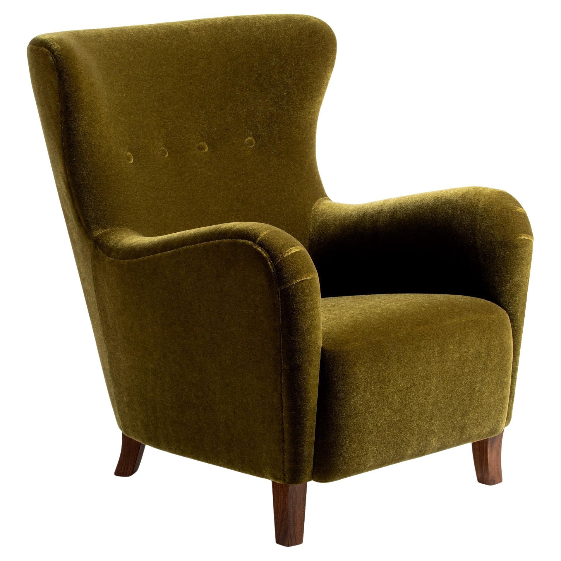 https://a.1stdibscdn.com/mohair-velvet-sampo-wing-chair-from-dagmar-for-sale/f_13332/f_485414921769547418965/f_48541492_1769547419679_bg_processed.jpg
