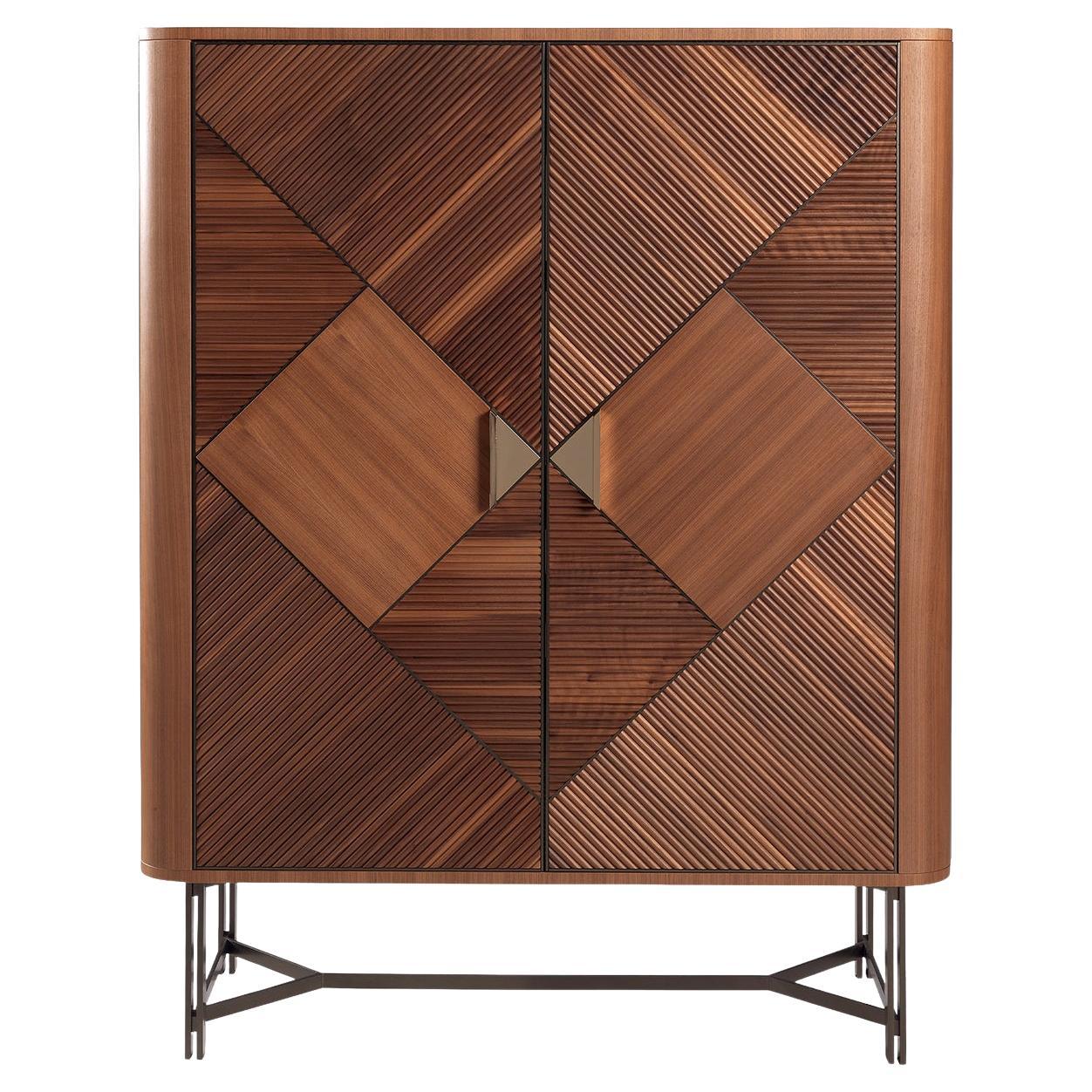 https://a.1stdibscdn.com/presence-walnut-with-drawers-and-shelves-cabinet-for-sale/f_17062/f_486412021770133413838/f_48641202_1770133414264_bg_processed.jpg