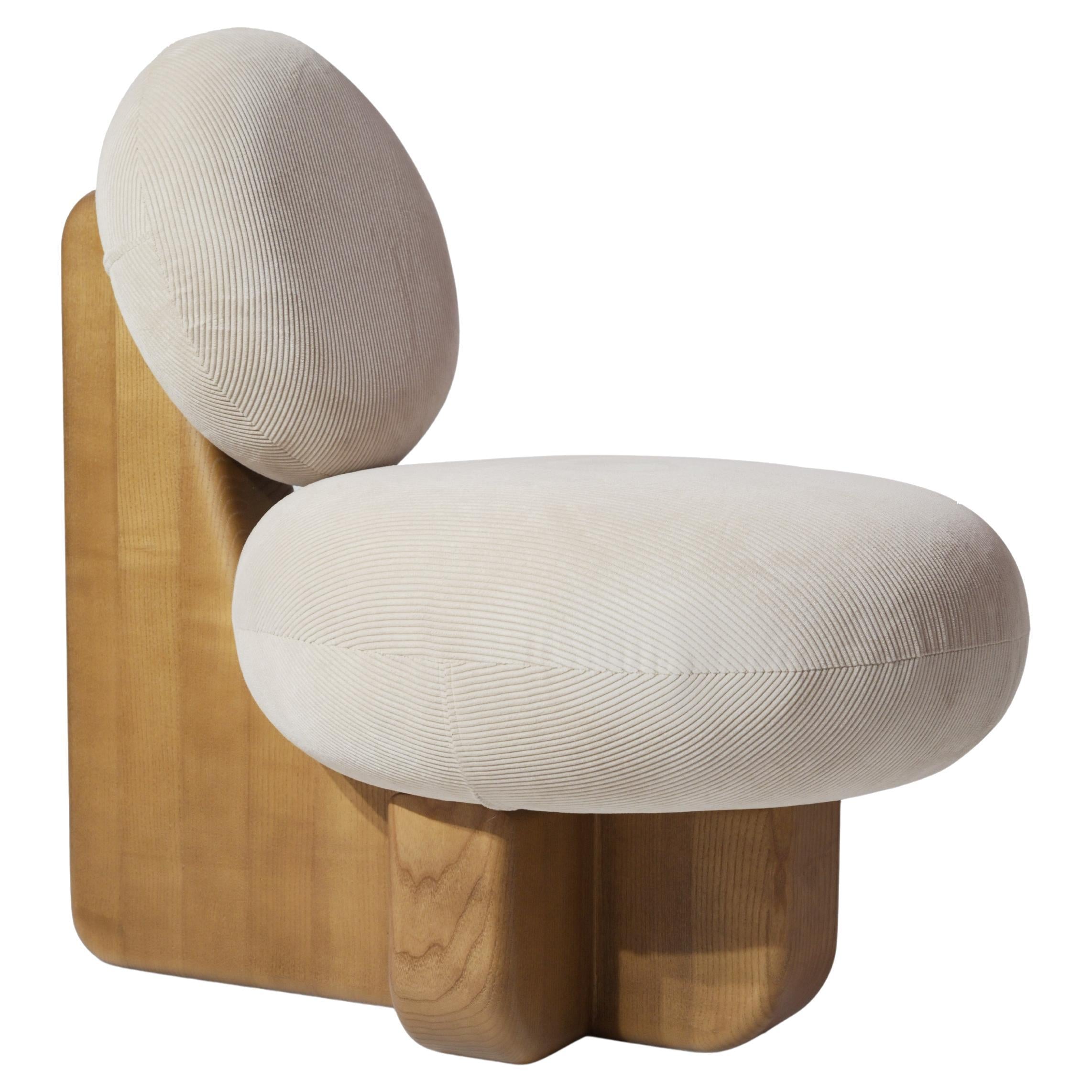 https://a.1stdibscdn.com/mochi-armchair-upholstered-in-toffe-scala-for-sale/f_53522/f_487760721770894126295/f_48776072_1770894127175_bg_processed.jpg
