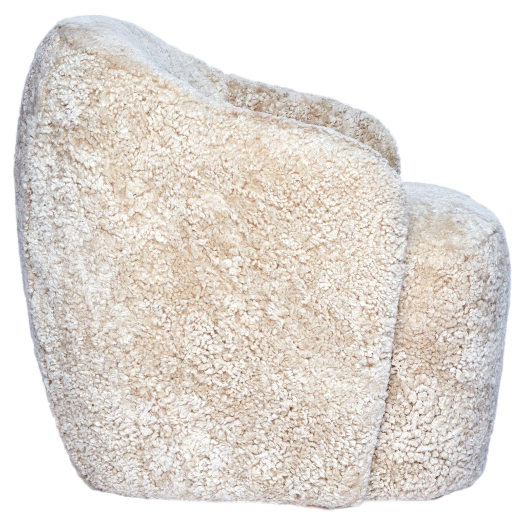 https://a.1stdibscdn.com/contemporary-armchair-barba-club-by-fogia-white-sheepskin-for-sale/f_31233/f_488281321771236441081/f_48828132_1771236441278_bg_processed.jpg