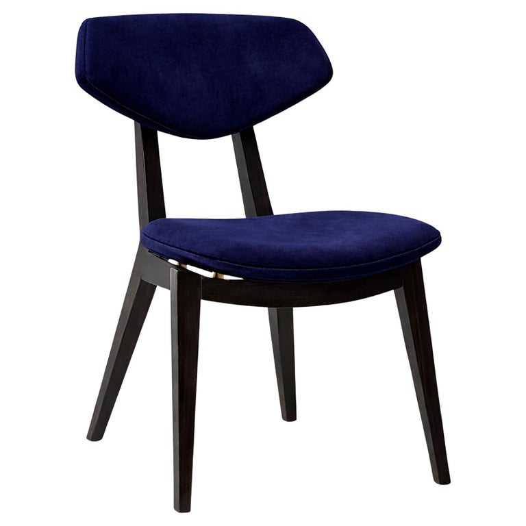 https://a.1stdibscdn.com/mid-century-modern-dining-chair-in-velvet-with-ebony-wood-frame-and-brass-detail-for-sale/f_27693/f_488984221771569104511/f_48898422_1771569104991_bg_processed.jpg?width=768