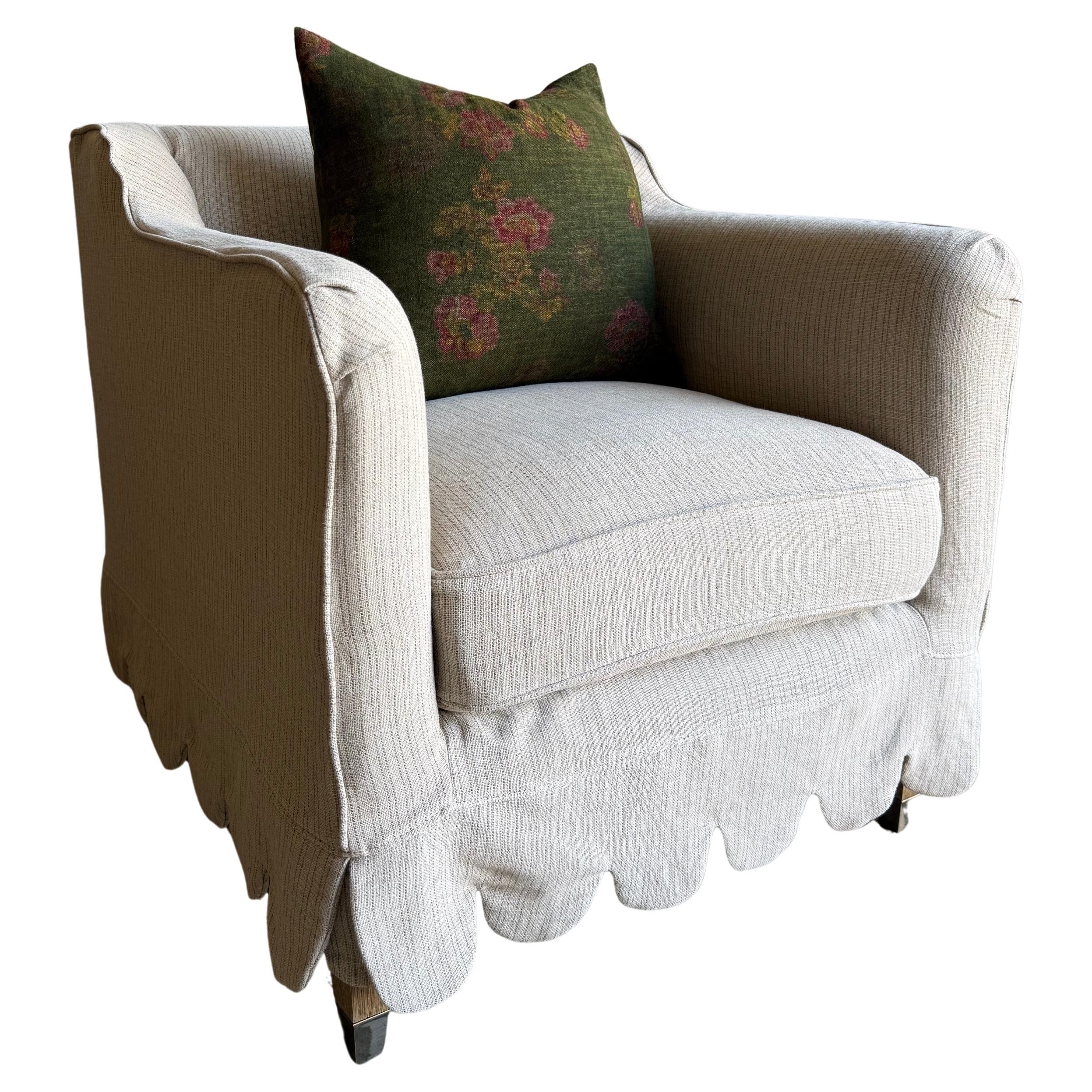 https://a.1stdibscdn.com/linen-slip-covered-madison-chair-with-scallop-skirt-detail-and-down-cushion-for-sale/f_18223/f_490777321772659689720/f_49077732_1772659690783_bg_processed.jpg