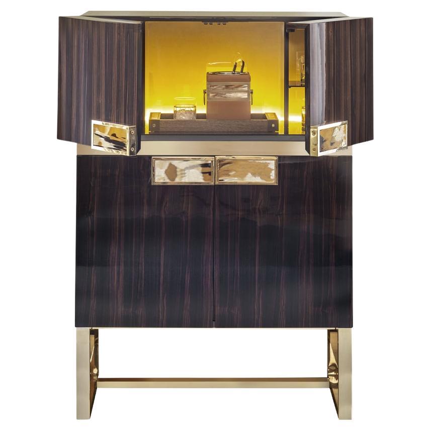 https://a.1stdibscdn.com/cosmopolitan-bar-cabinet-in-ebony-veneer-horn-gold-plated-brass-by-arcahorn-for-sale/f_12192/f_492638921773758613523/f_49263892_1773758613713_bg_processed.jpg