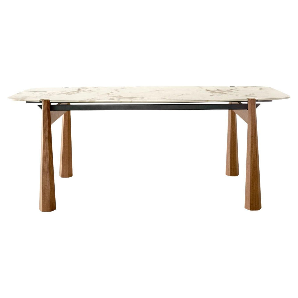 https://a.1stdibscdn.com/york-dining-table-in-walnut-canaletto-with-calacatta-ceramic-top-for-sale/f_17062/f_492758521773833757761/f_49275852_1773833758066_bg_processed.jpg