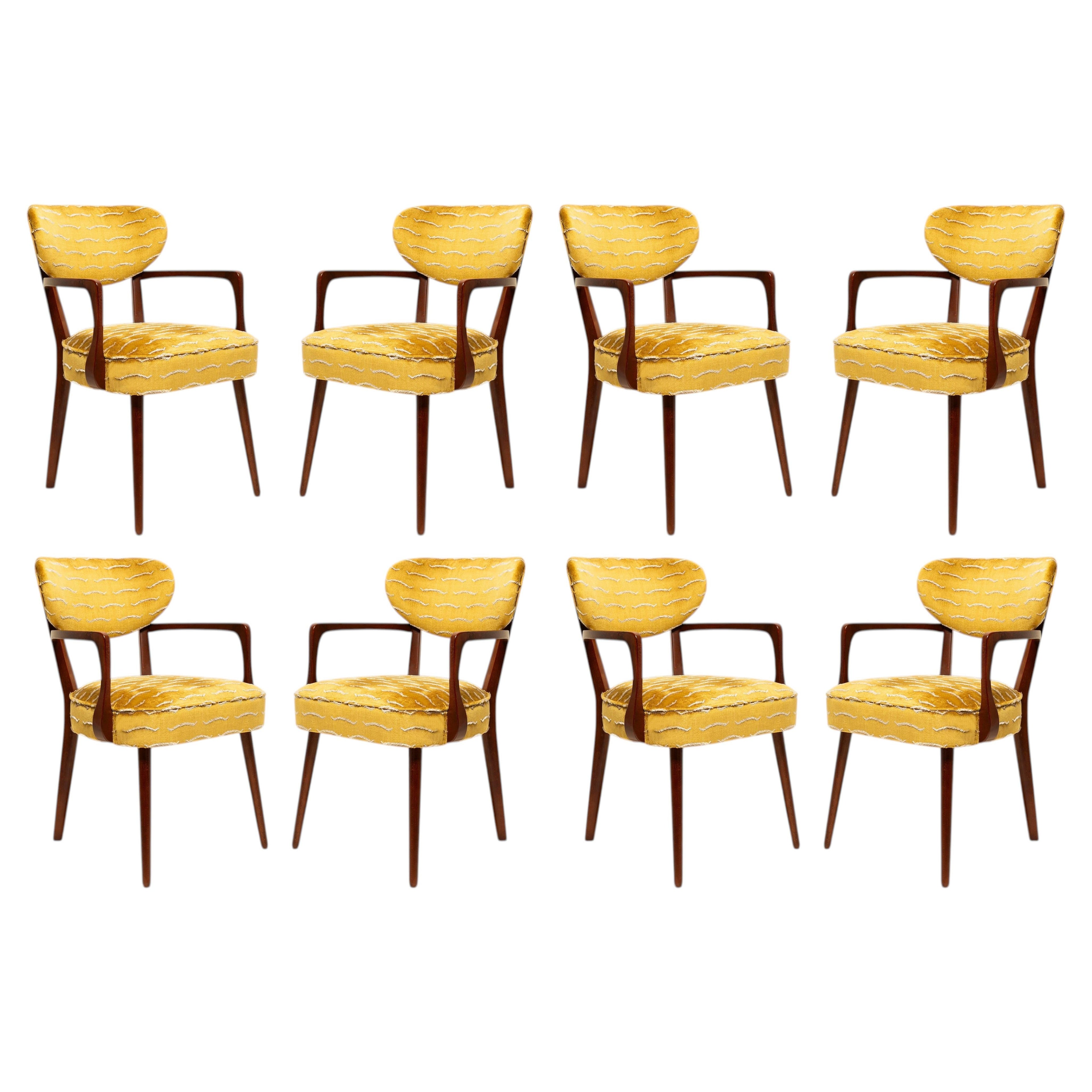 https://a.1stdibscdn.com/set-of-eight-nest-dining-chairs-by-vintola-studio-yellow-velvet-dedar-2026-for-sale/f_34023/f_494376821774873790036/f_49437682_1774873790682_bg_processed.jpg