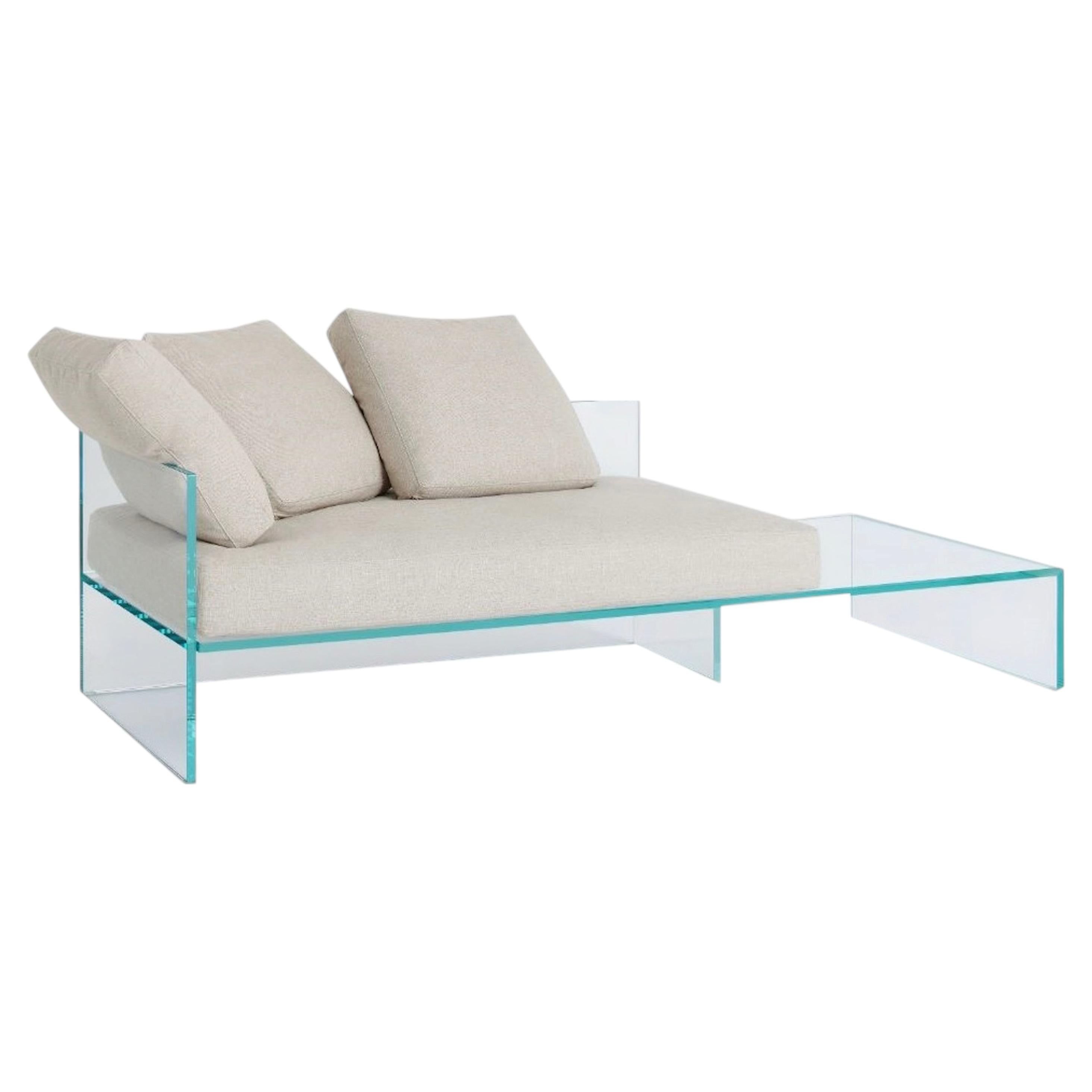 https://a.1stdibscdn.com/glas-italia-tete-a-tete-two-seater-sofa-in-glass-side-table-on-the-right-for-sale/f_105752/f_494624021774976997314/f_49462402_1774976997595_bg_processed.jpg