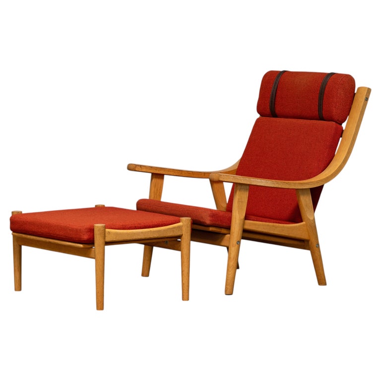 https://a.1stdibscdn.com/oak-lounge-chair-and-ottoman-by-hans-j-wegner-getama-ge530-denmark-1970s-for-sale/f_58942/f_499422421777799871026/f_49942242_1777799871703_bg_processed.jpg?width=768