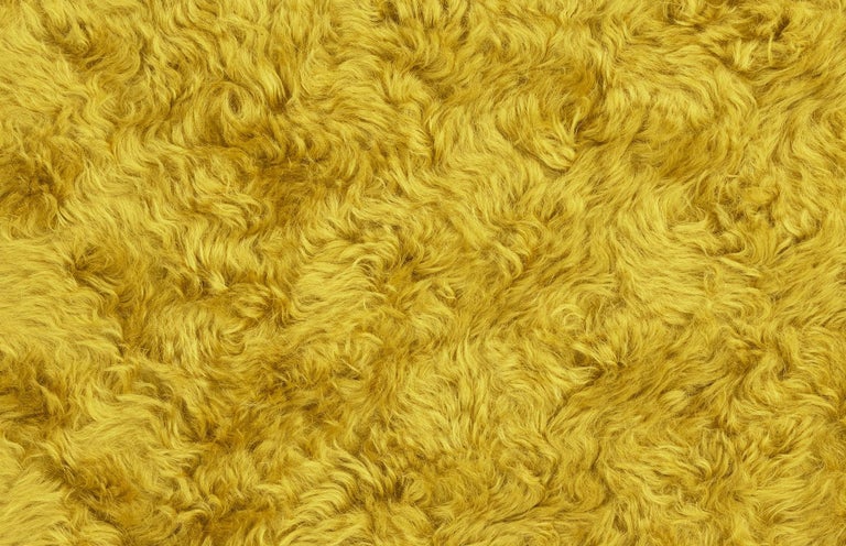 https://a.1stdibscdn.com/contemporary-uni-armchair-with-heart-shaped-back-and-pink-and-yellow-mohair-for-sale-picture-7/f_36601/f_106833311563803204974/f_7826_c0443_w24_3_master.jpg?width=768