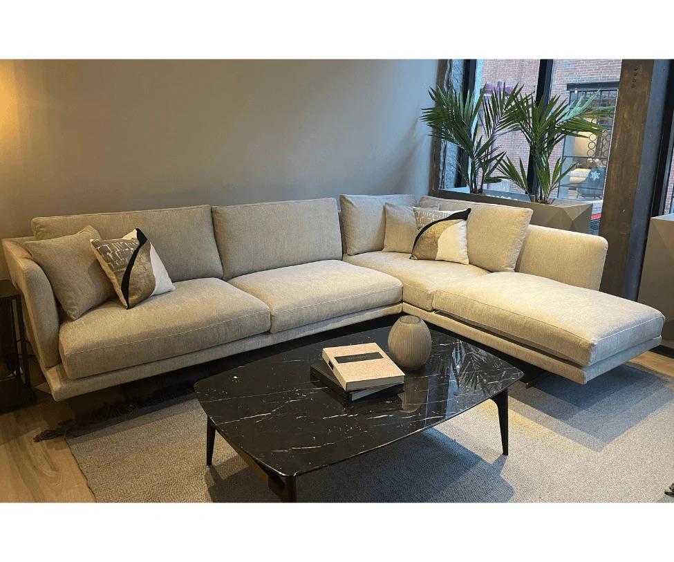https://a.1stdibscdn.com/clipper-sectional-sofa-by-stefano-gallizioli-for-sale-picture-4/f_27783/f_466261921757625279794/floor_sample_clipper_sectional_sofa_marelli_high_end_3_2048x_master.jpeg