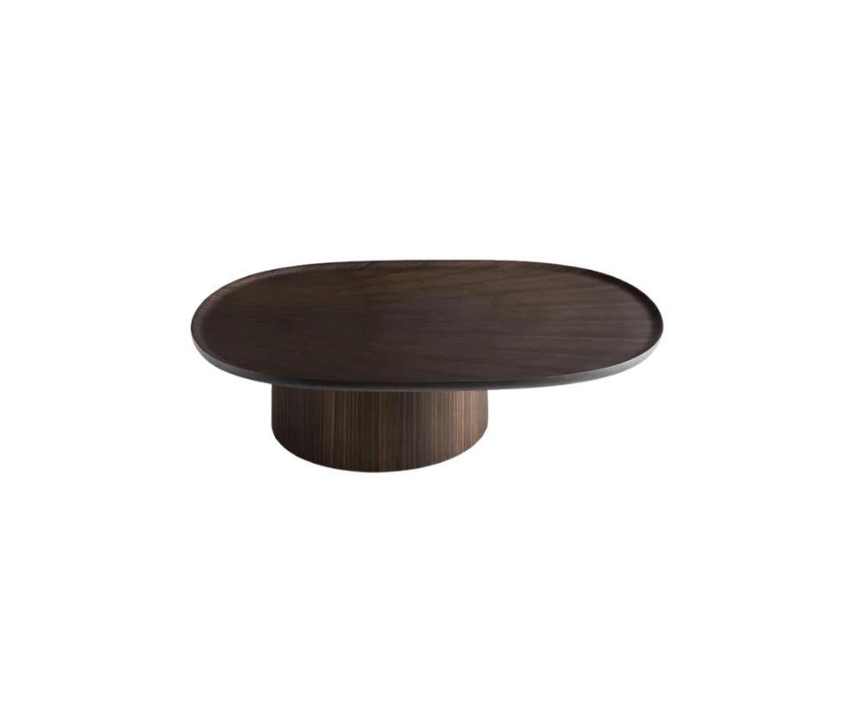 https://a.1stdibscdn.com/moltenic-louisa-coffee-table-by-vincent-van-duysen-for-sale-picture-3/f_27783/f_466749121757959882931/floor_sample_louisa_coffee_table_high_end_3_2048x_master.jpeg
