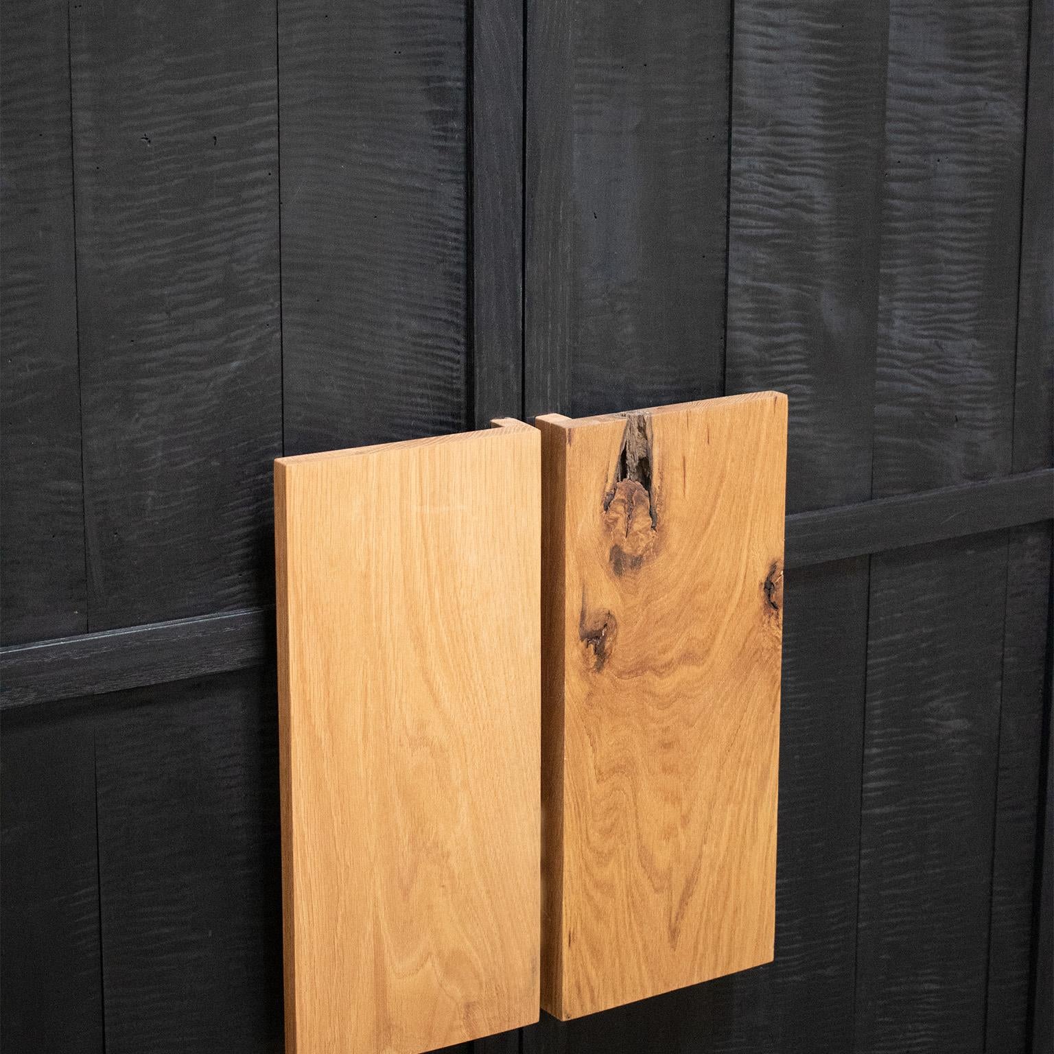 https://a.1stdibscdn.com/florentino-black-cabinet-with-colourfully-painted-interior-for-sale-picture-4/f_48391/f_325091821675129624002/florentino_doors_master.jpg