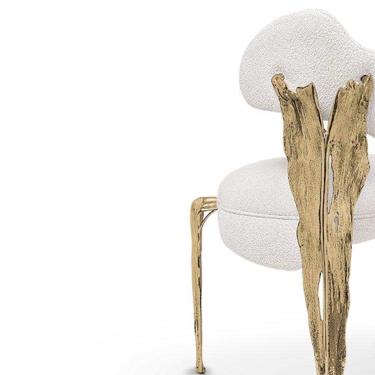 https://a.1stdibscdn.com/folia-sculptural-chair-in-off-white-finish-with-organic-silhouette-for-sale-picture-4/f_84862/f_443451821743593197659/folia_chair_white_4__master.jpg