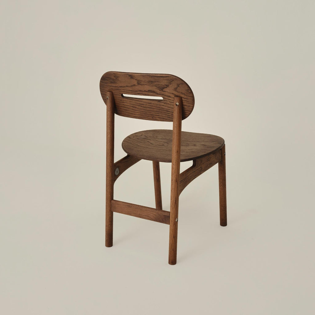 https://a.1stdibscdn.com/kita-living-frame-chair-elliptical-oak-chocolate-for-sale-picture-9/f_89002/f_357919521771503323163/frame_elliptical_chair_chocolate_5_master.jpg