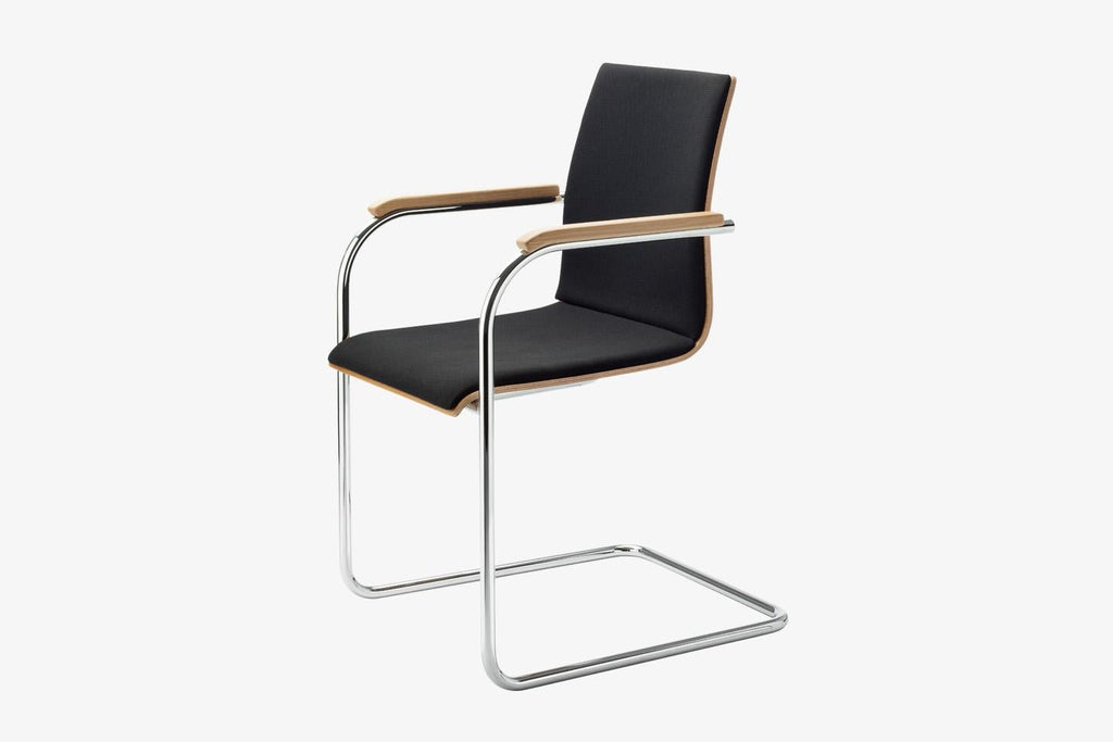 https://a.1stdibscdn.com/s-53-spf-cantilever-armchair-for-sale-picture-12/f_44652/f_220218421609964301716/front_images_5000_Thonet_Stuhl_S_53_PF_Eiche_FS0_1_master.jpg