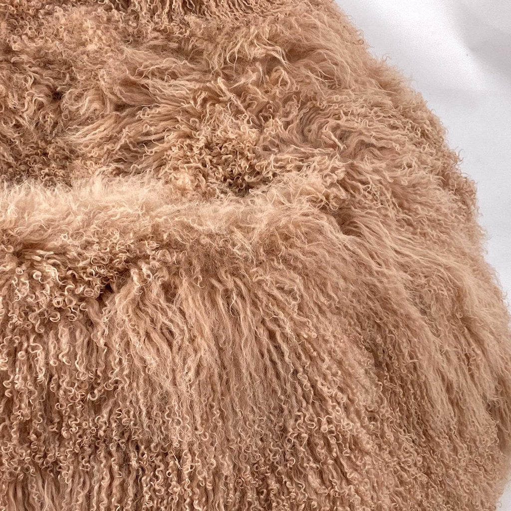 https://a.1stdibscdn.com/kids-fur-bean-bag-chair-pink-rose-gold-for-sale-picture-3/f_44572/f_236802921620430682548/fur_beanbag_rose_gold_master.jpg