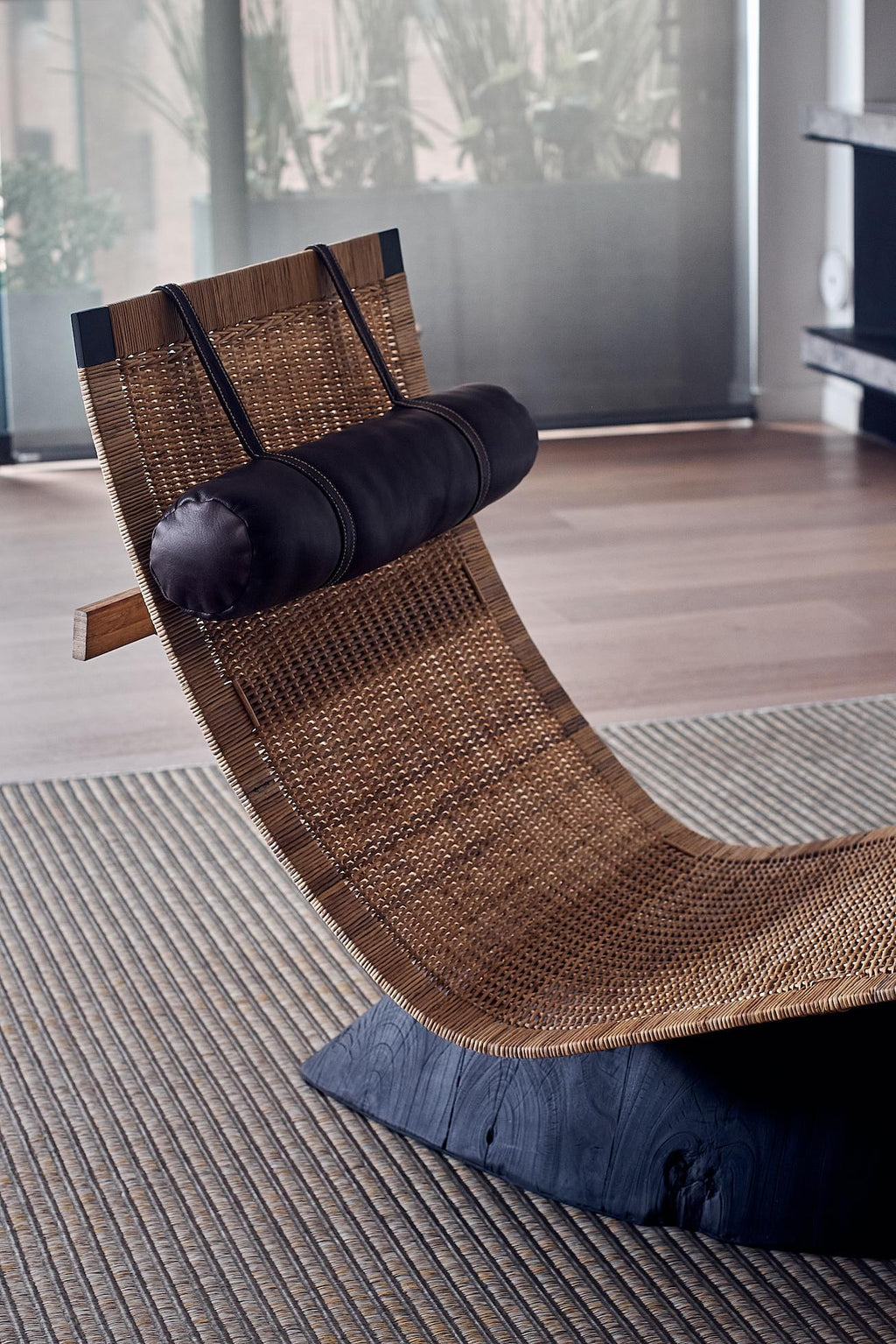 https://a.1stdibscdn.com/contemporary-chaise-longue-cherlon-by-carmworks-for-sale-picture-3/f_31233/f_326188521675683257347/furniture_photography_chaise_Cherlon_carmworks_20_master.jpg