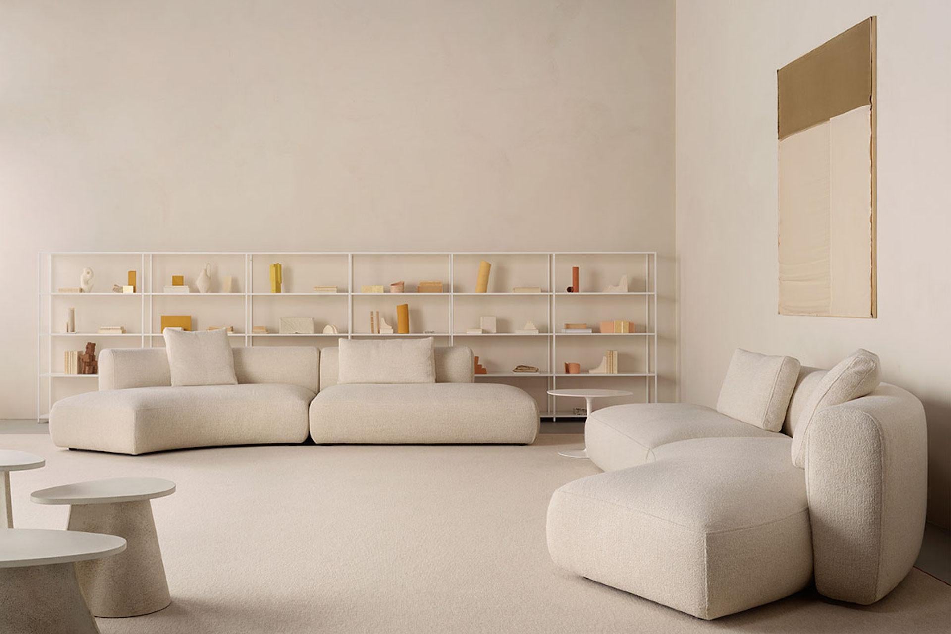 https://a.1stdibscdn.com/mdf-italia-customizable-cosy-modular-sofa-by-francesco-rota-for-sale-picture-15/f_44652/f_354104921690389788110/gallery_cosy_curve_designer_frota_1_min_master.jpg
