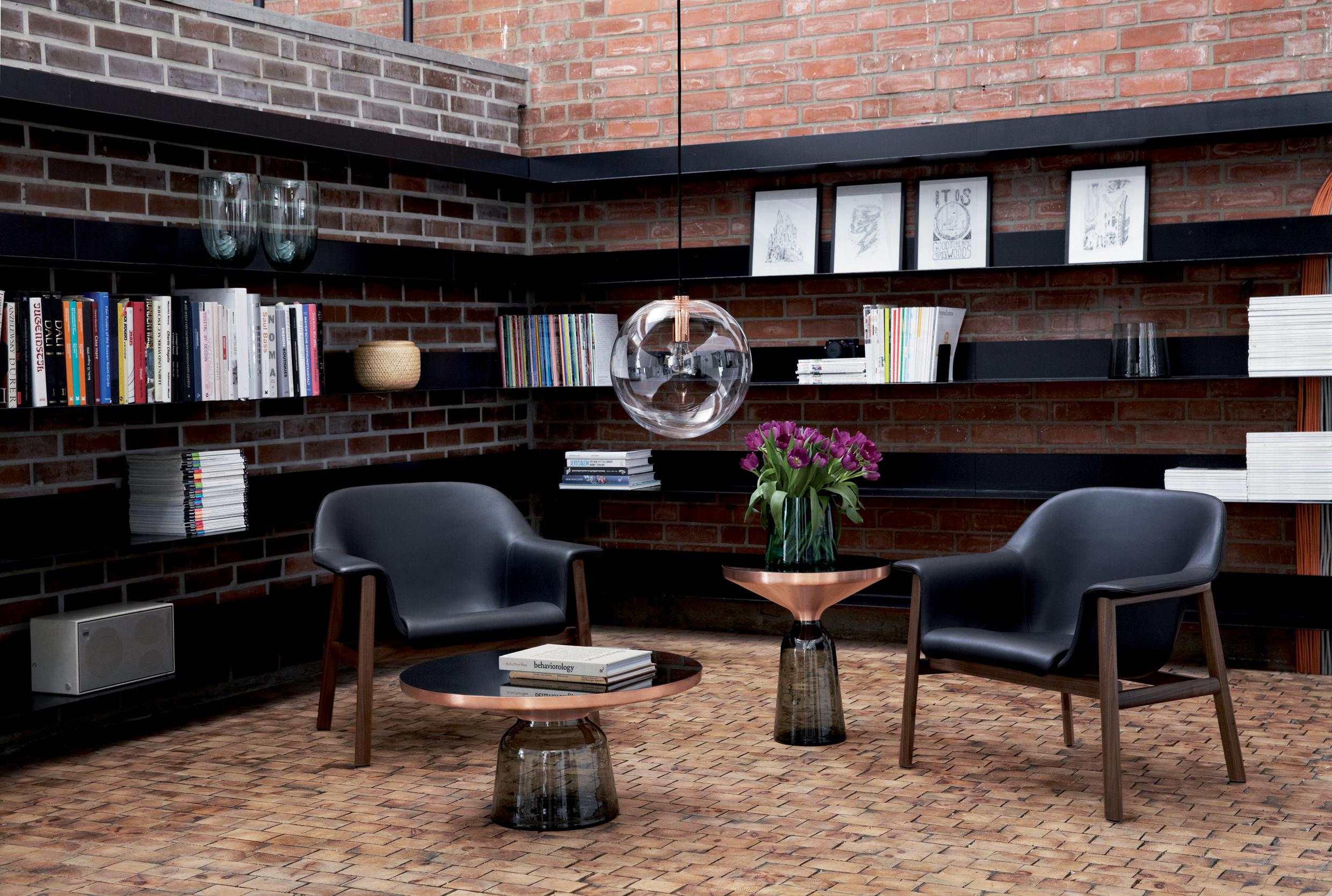 https://a.1stdibscdn.com/classicon-bell-coffee-table-in-black-quartz-grey-by-sebastian-herkner-for-sale-picture-6/12330573/f_138507111551432719388/gambarte_sedan_bell_table_copper_selene_vase_1_2_9__master.jpg