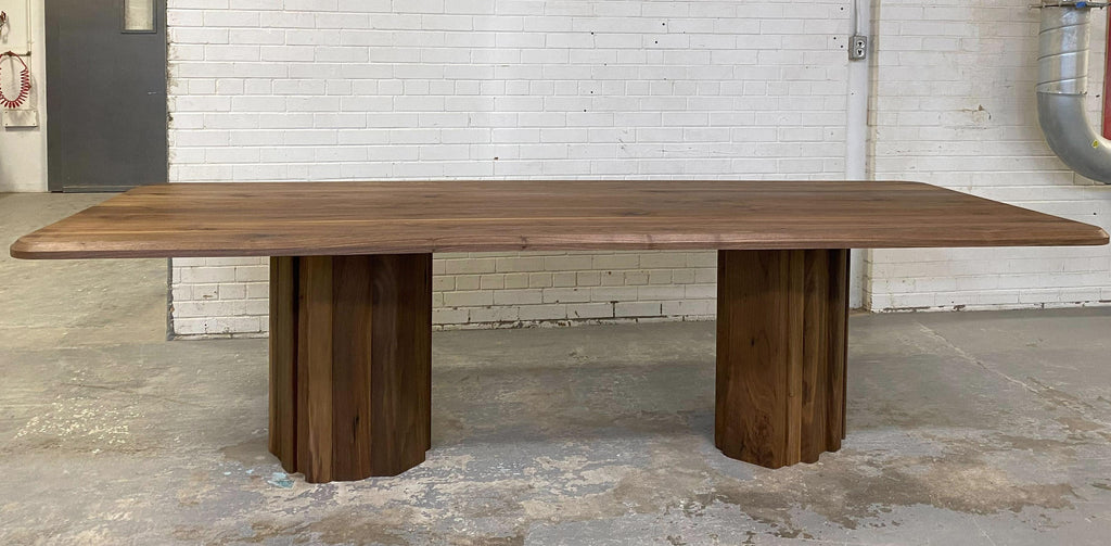 https://a.1stdibscdn.com/handcrafted-oiled-walnut-geomorph-dining-table-96l-mary-ratcliffe-studio-for-sale-picture-2/f_77712/f_382146221706820681150/geomorph_dining_table_walnut_master.jpg