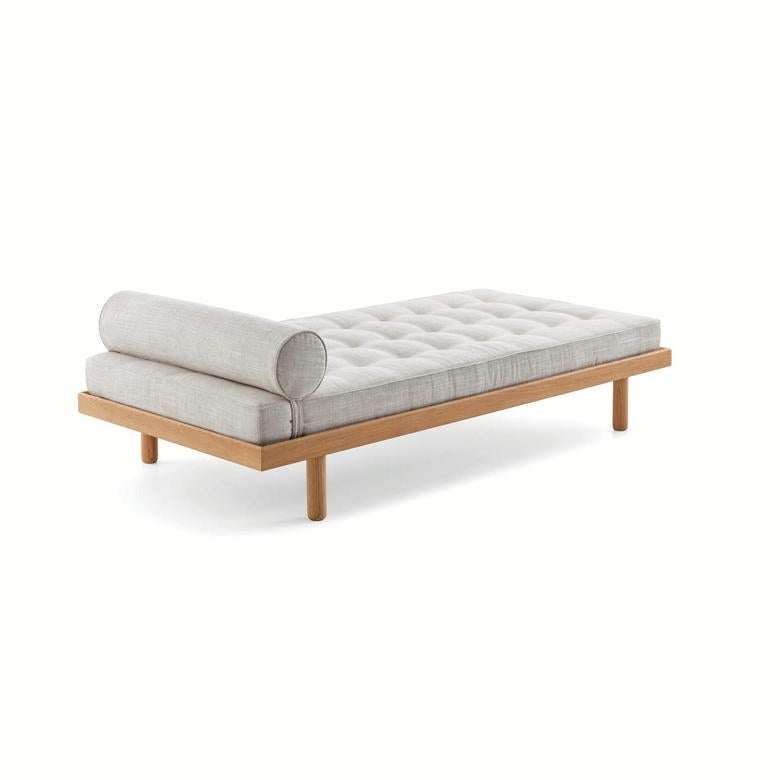 https://a.1stdibscdn.com/charlotte-perriand-lc35-maison-du-bresil-daybed-by-cassina-for-sale-picture-5/f_14272/f_463291321755605864730/ggggggggggggggg_master.jpg
