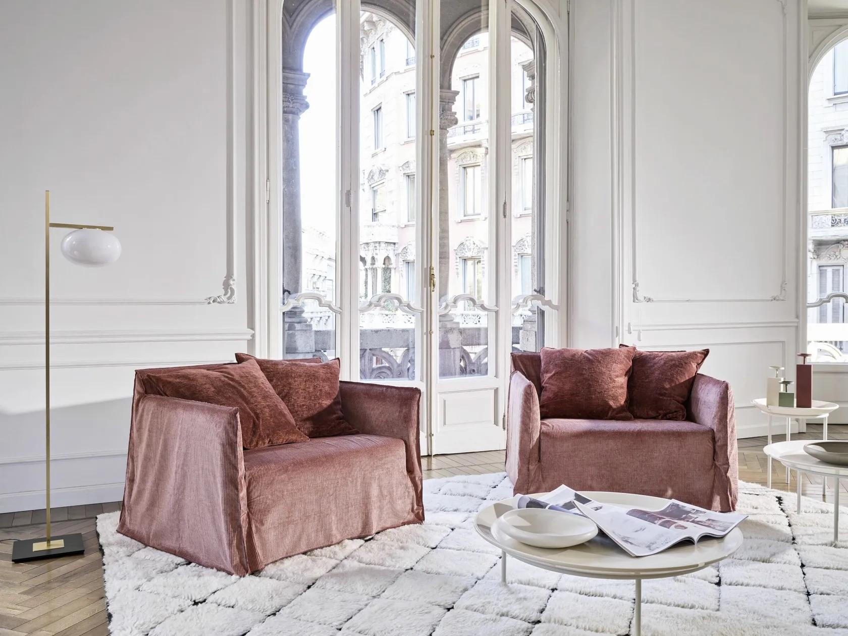 https://a.1stdibscdn.com/sofa-gervasoni-ghost-09-design-paola-navone-corduroy-scoop-for-sale-picture-3/f_105752/f_464776321756670426623/ghost09_master.jpeg