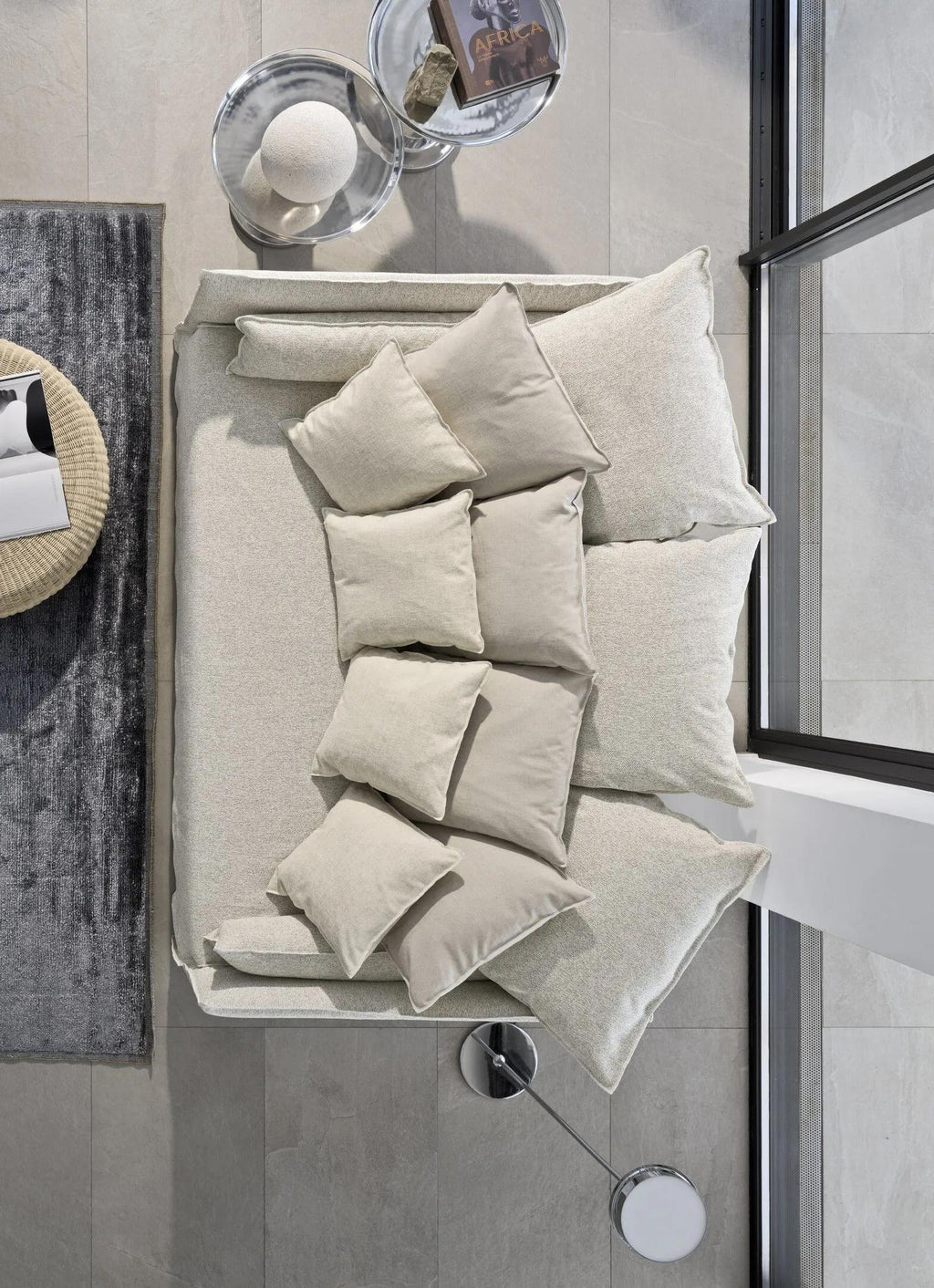 https://a.1stdibscdn.com/sofa-gervasoni-ghost-16-design-paola-navone-extra-deep-seating-movida-cadice-for-sale-picture-5/f_105752/f_465035121756840989087/ghost165_master.jpeg