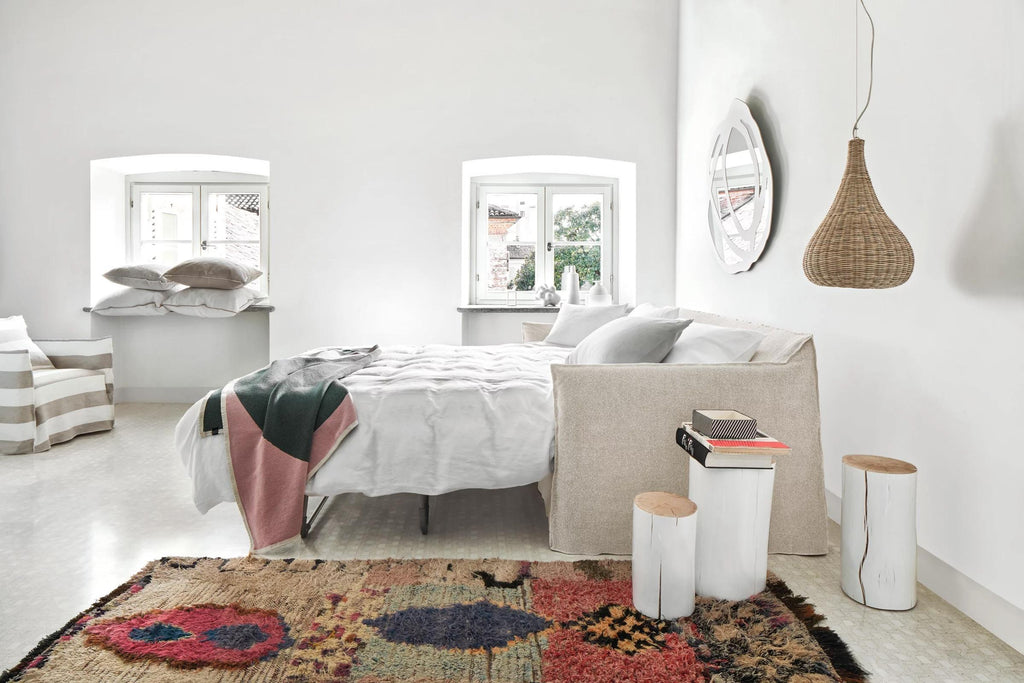 https://a.1stdibscdn.com/sofa-bed-gervasoni-ghost-13-design-paola-navone-fabric-cadice-for-sale-picture-4/f_105752/f_465016021756831045057/ghost_2019_pag55_2_2x_master.jpeg