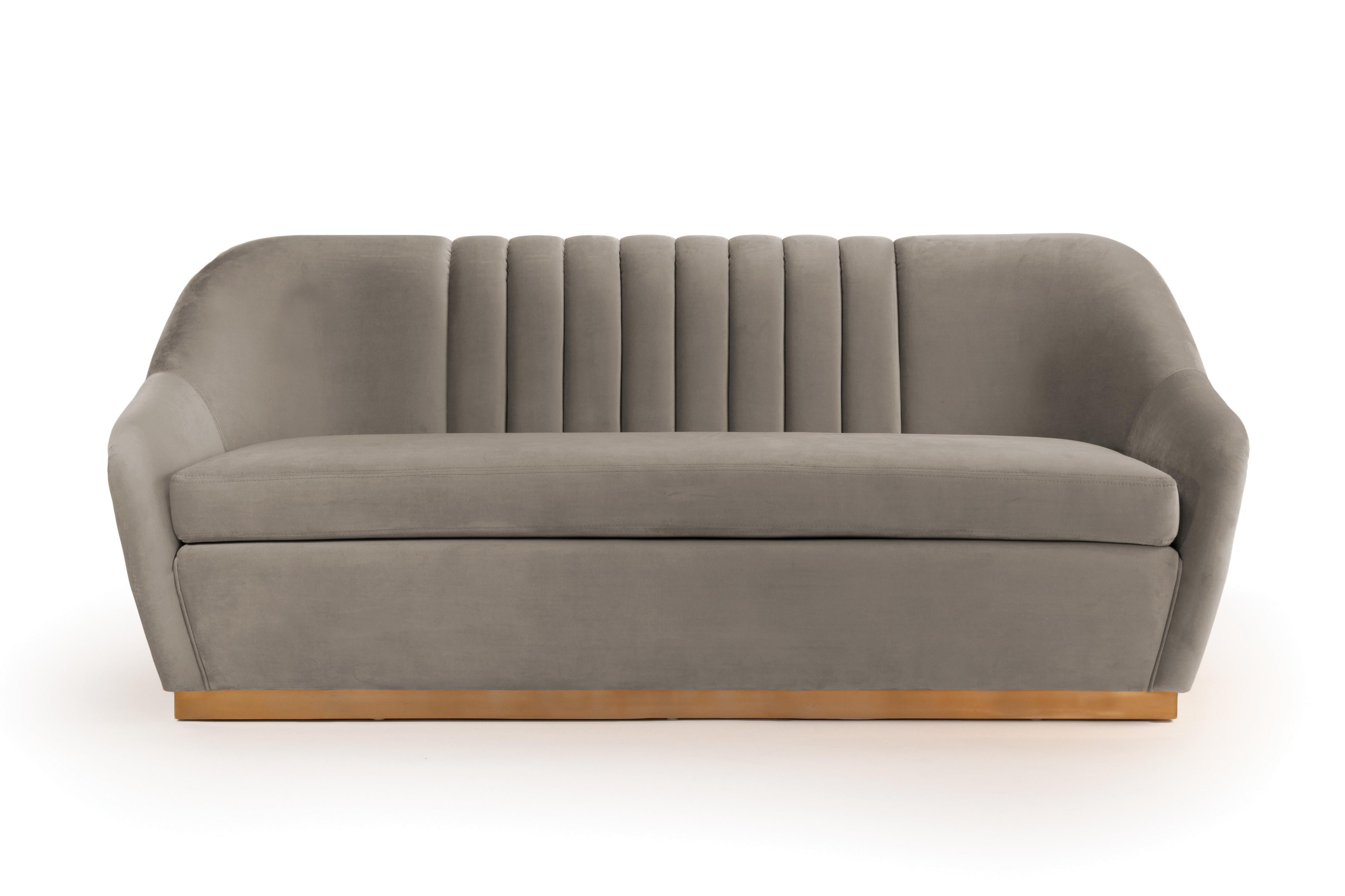 https://a.1stdibscdn.com/gia-sofa-2-seat-for-sale-picture-4/f_40973/f_130089521544709221075/gia_settee_front2_master.jpg