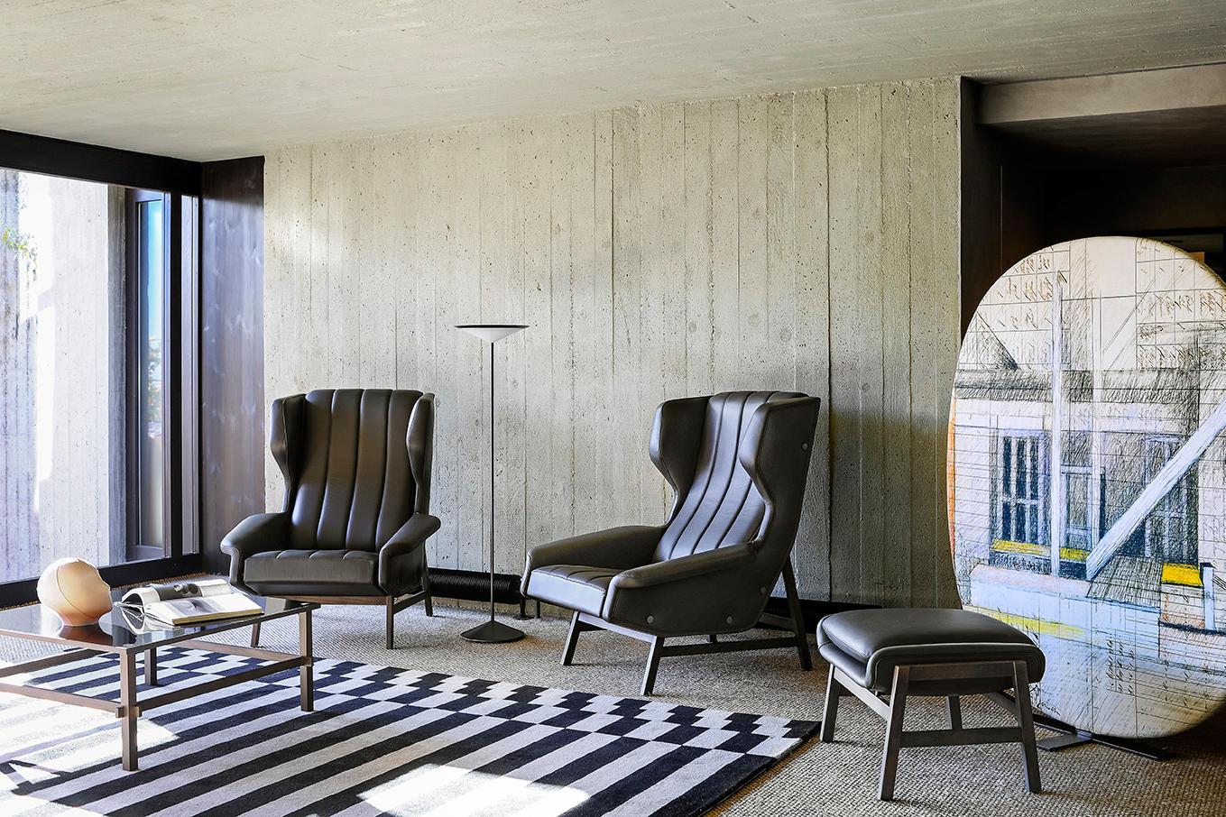 https://a.1stdibscdn.com/tacchini-giulia-lounge-armchair-with-ottoman-designed-by-gianfranco-frattini-for-sale-picture-2/f_44652/1607023754638/giulia_andrea_ferrari_dsc7196_h_master.jpg