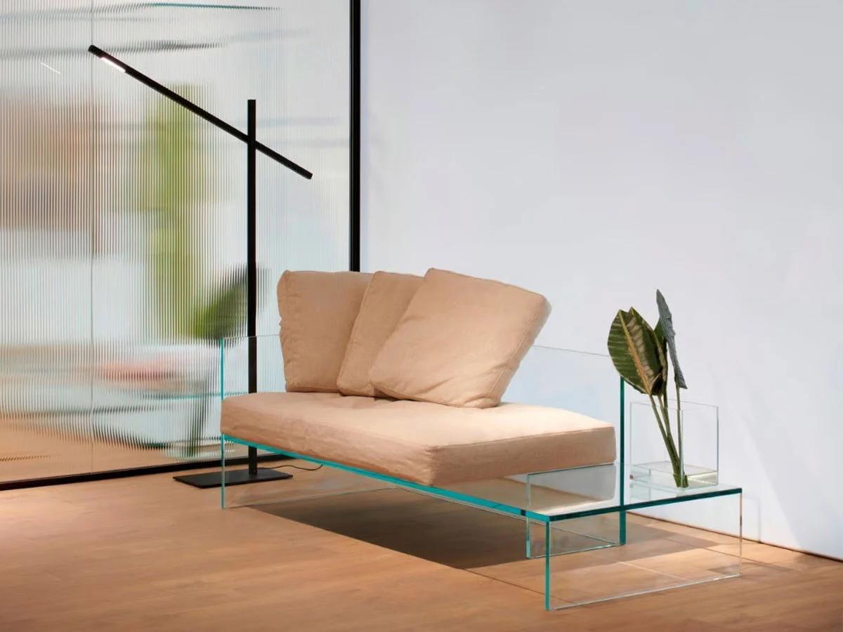 https://a.1stdibscdn.com/glas-italia-tete-a-tete-two-seater-sofa-in-glass-side-table-on-the-right-for-sale-picture-4/f_105752/f_494624021774977035205/glas_italia_tete_a_tete104_master.jpeg