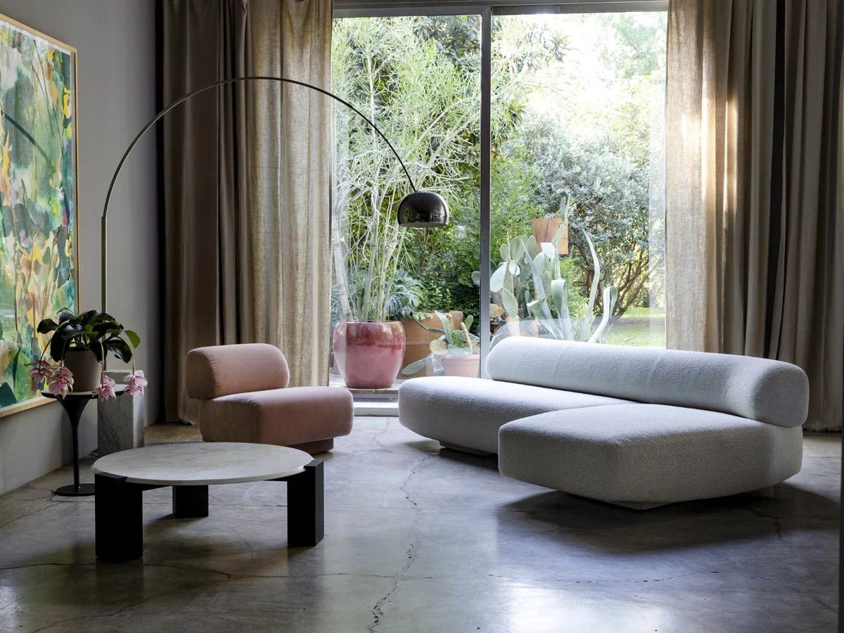 https://a.1stdibscdn.com/moroso-gogan-sofa-by-patricia-urquiola-for-sale-picture-10/f_16392/f_466908721758099773086/gogan_moroso_18_1__master.jpg