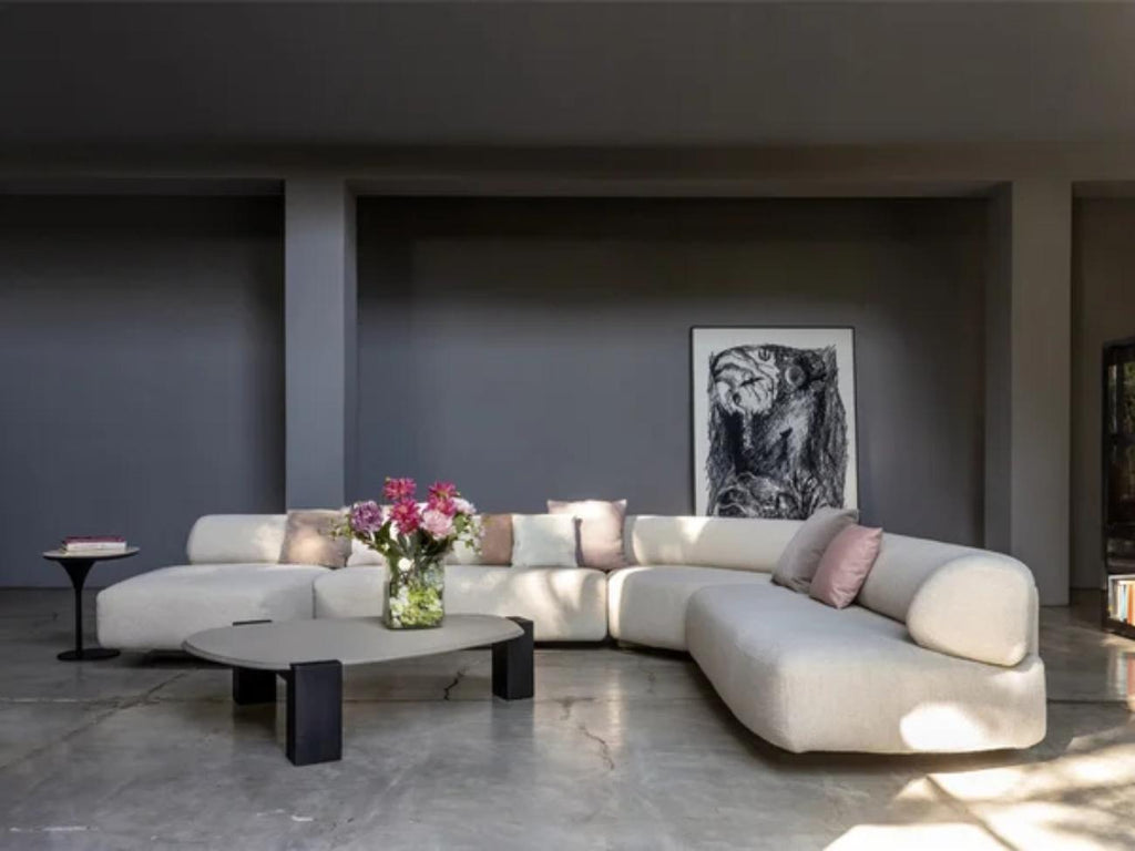 https://a.1stdibscdn.com/moroso-gogan-sofa-by-patricia-urquiola-for-sale-picture-3/f_16392/f_466908721758099891881/gogan_moroso_20_1__master.jpg