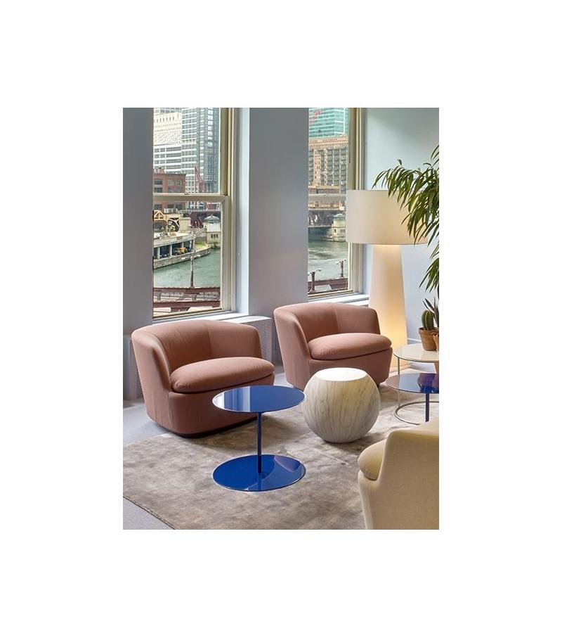 https://a.1stdibscdn.com/gong-low-table-by-giulio-cappellini-for-cappellini-for-sale-picture-4/f_16392/f_480329621765988905887/gong_lux_coffee_table_cappellini_8__master.jpg