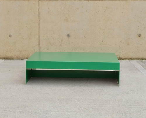 https://a.1stdibscdn.com/large-low-green-single-form-coffee-sofa-table-customisable-for-sale-picture-2/f_28943/f_482982421768302629624/green_2_master.jpg