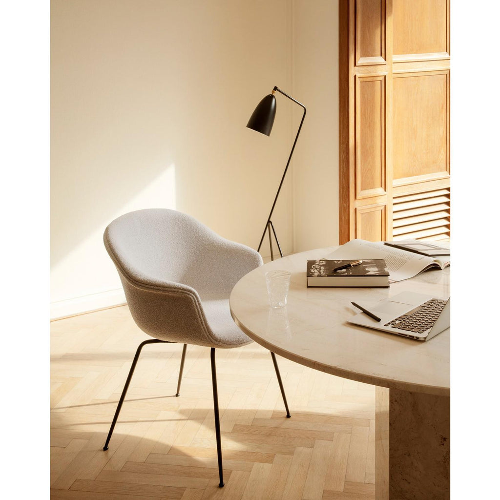 https://a.1stdibscdn.com/gubi-epic-dining-table-neutral-white-travertine-130-cm-by-gamfratesi-for-sale-picture-5/f_104122/f_446639021745198188846/gubi_epic_dining_table_neutral_white_travertine_130_cm_by_gamfratesi_5_master.jpg