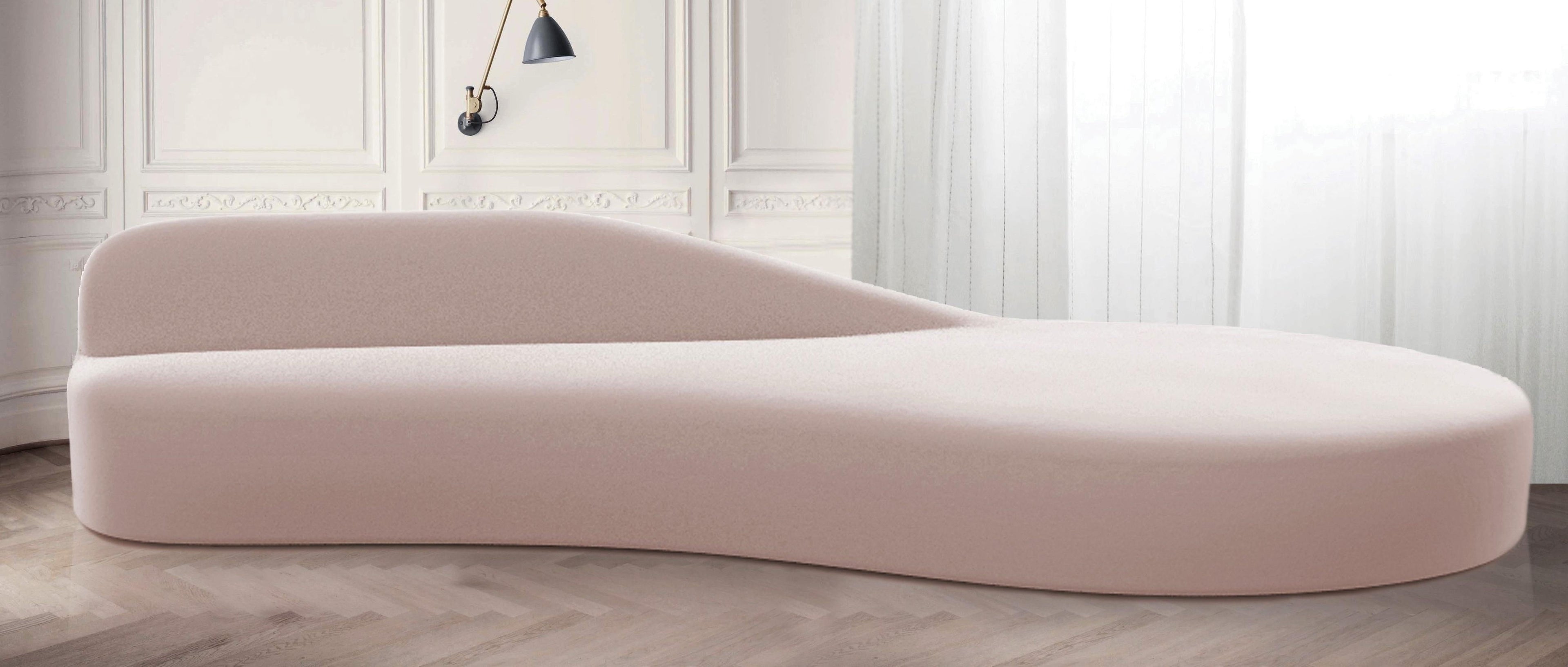 https://a.1stdibscdn.com/contemporary-sculptural-sofa-chaise-offered-in-velvet-for-sale-picture-5/f_27693/f_301542121661546689951/guest_sofa_la_cividina_188291_rel42bd7fa_master.jpg