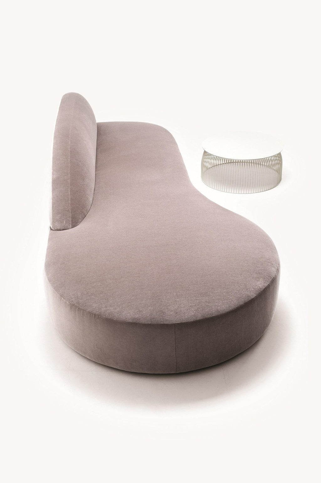 https://a.1stdibscdn.com/contemporary-sculptural-sofa-chaise-offered-in-velvet-for-sale-picture-3/f_27693/f_301542121661546688161/guest_sofa_la_cividina_188291_rel7da225d8_master.jpg
